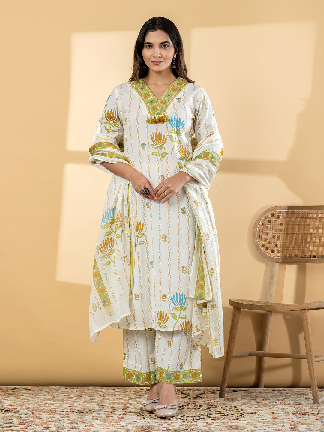 TAVISHA FLORAL PRINTED 3PC SET - IVORY GREEN