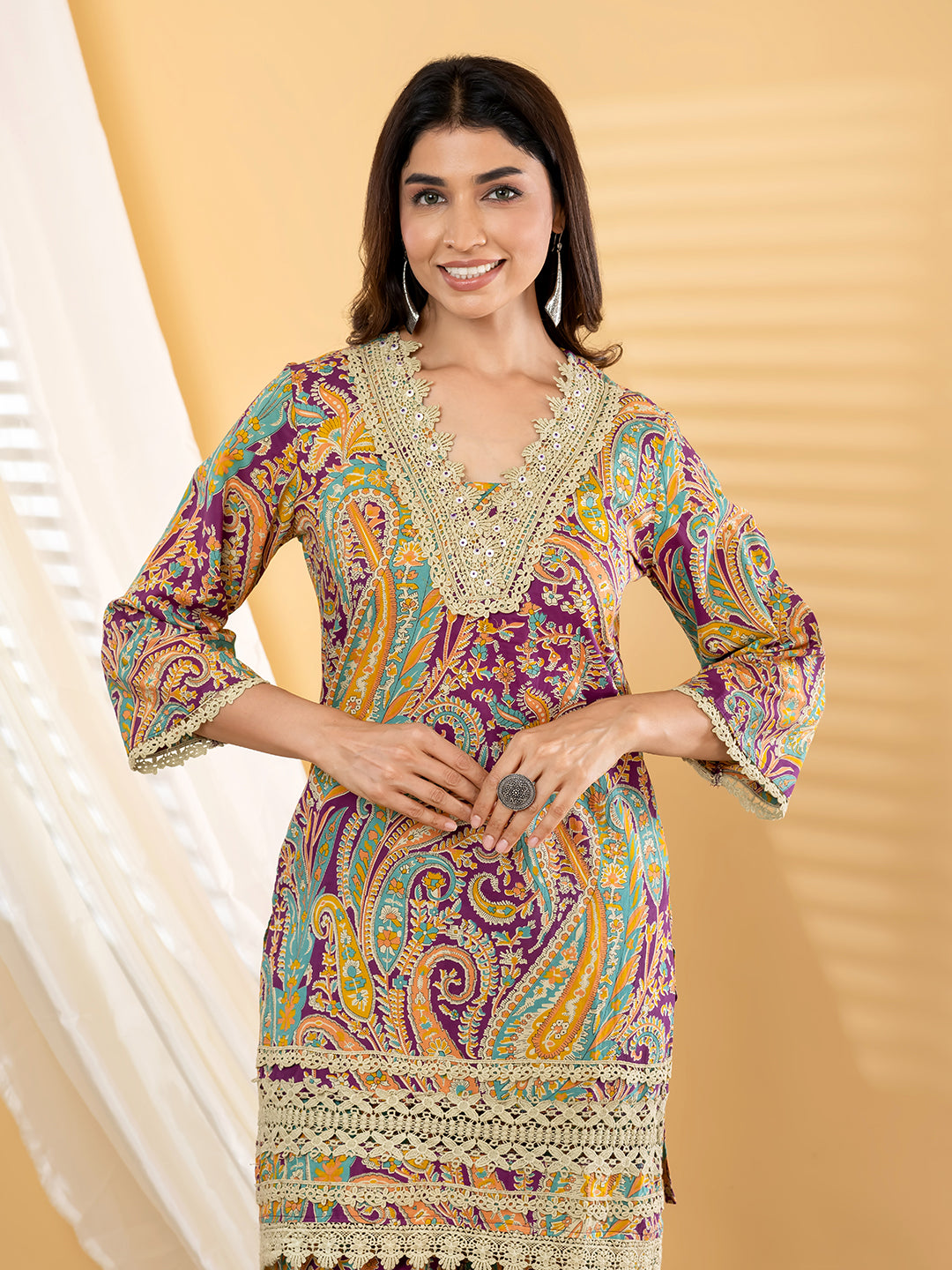 Zaria Paisley Lace Kurta Pant Set – Royal Orchid