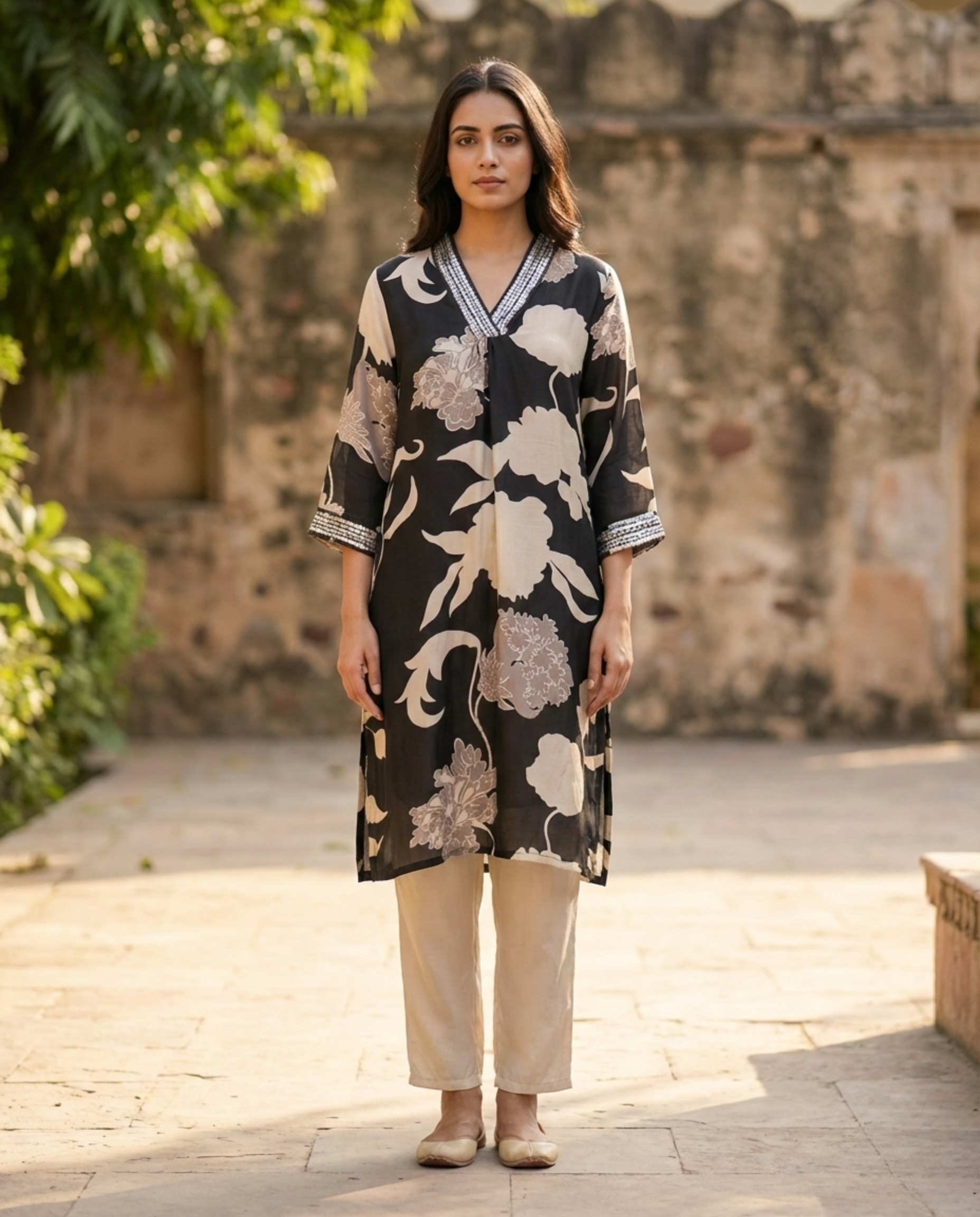 Abstract Black White Floral Muslin KP set