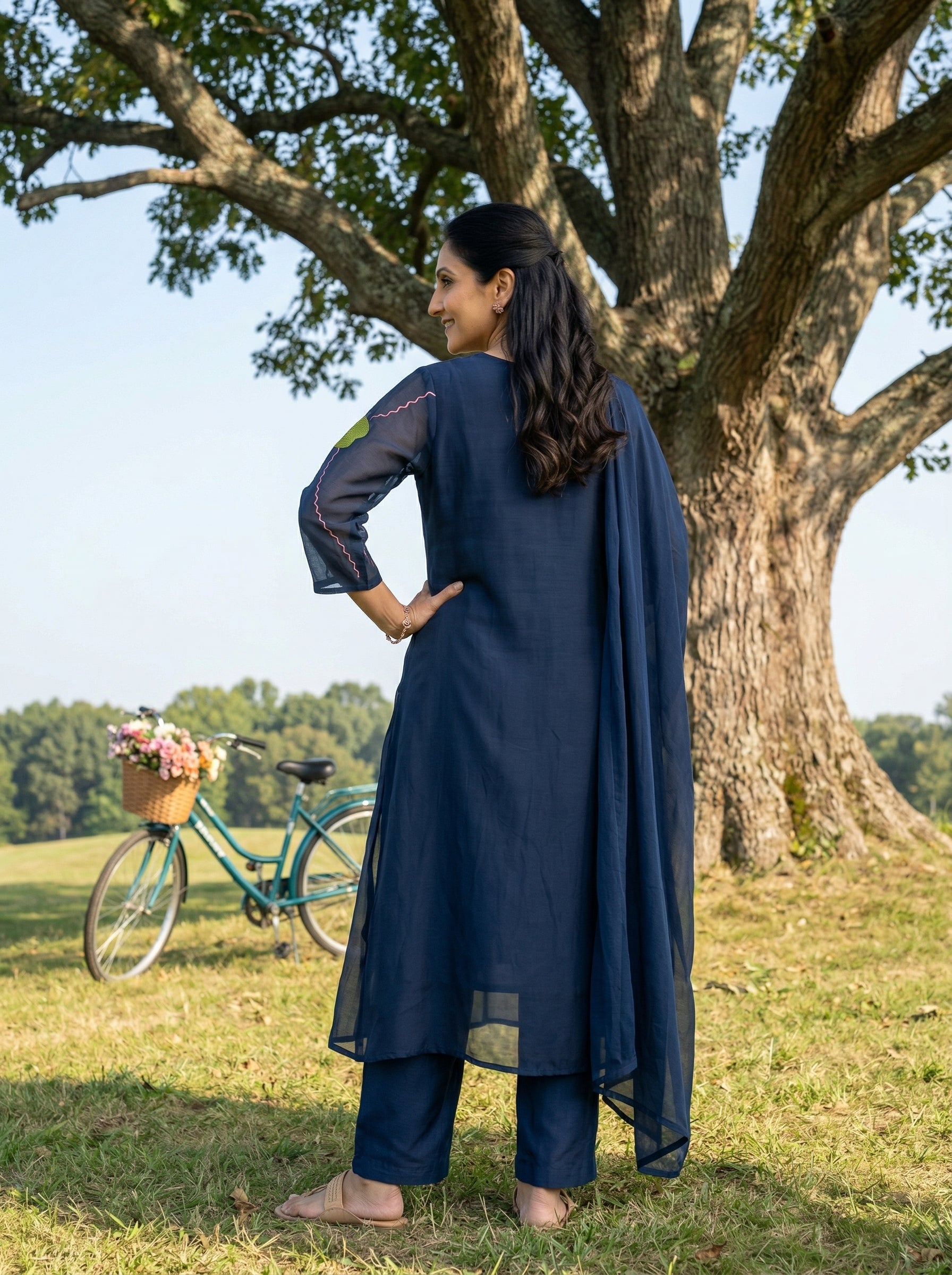 APPLIQUE DETAILED BLUE MUL CHANDERI 3PC KPD SET