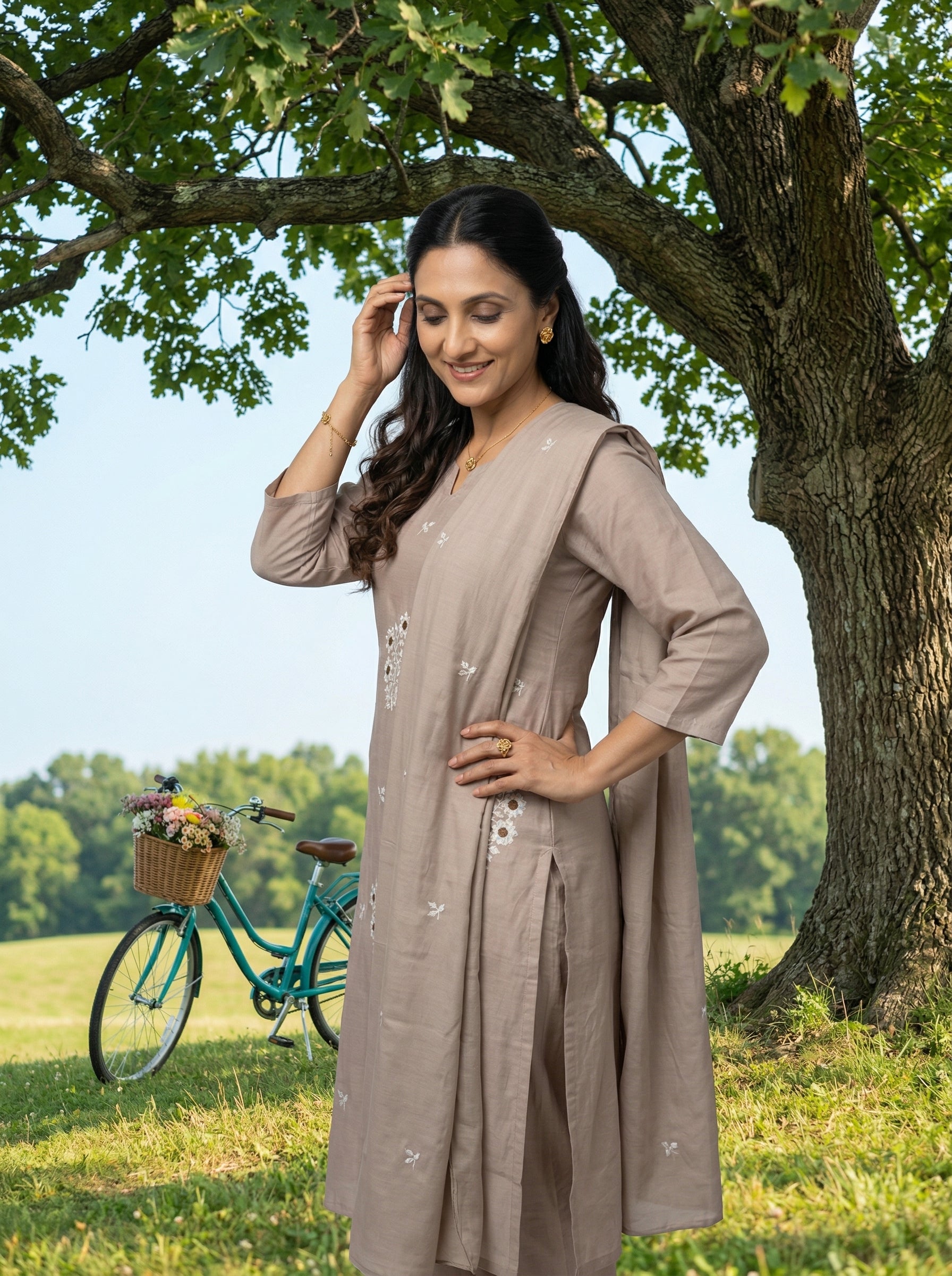 FLORAL APPLIQUE BEIGE MUL MUSLIN KPD SET