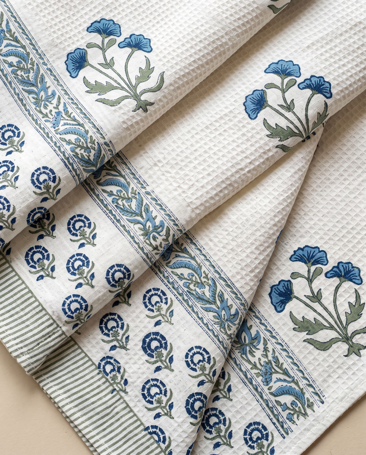 BLUE MEADOW FLORAL HAND BLOCK WAFFLE BATH TOWEL SET