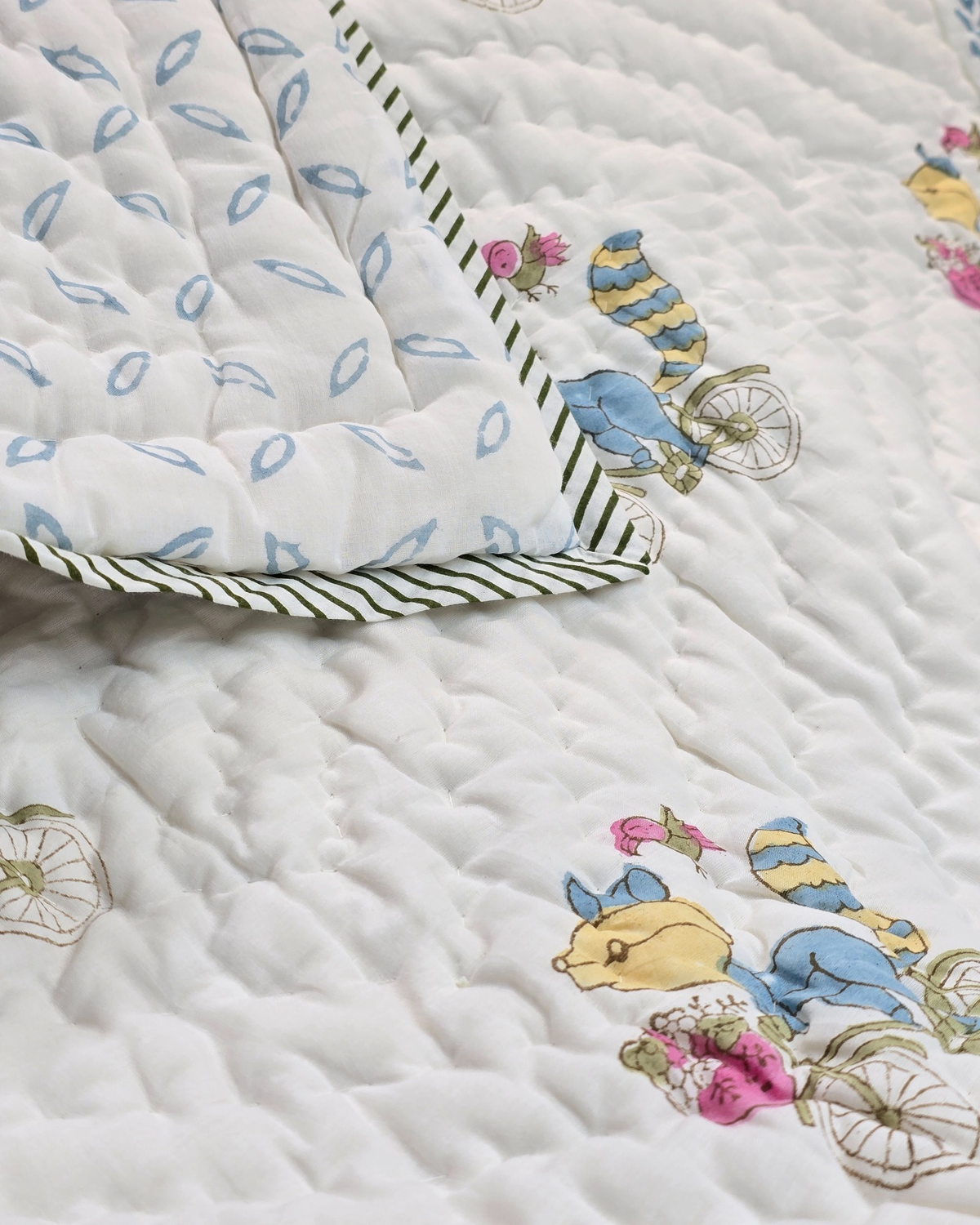 LITTLE STORYBOOK RIDE HAND BLOCK BABY REVERSIBLE QUILT