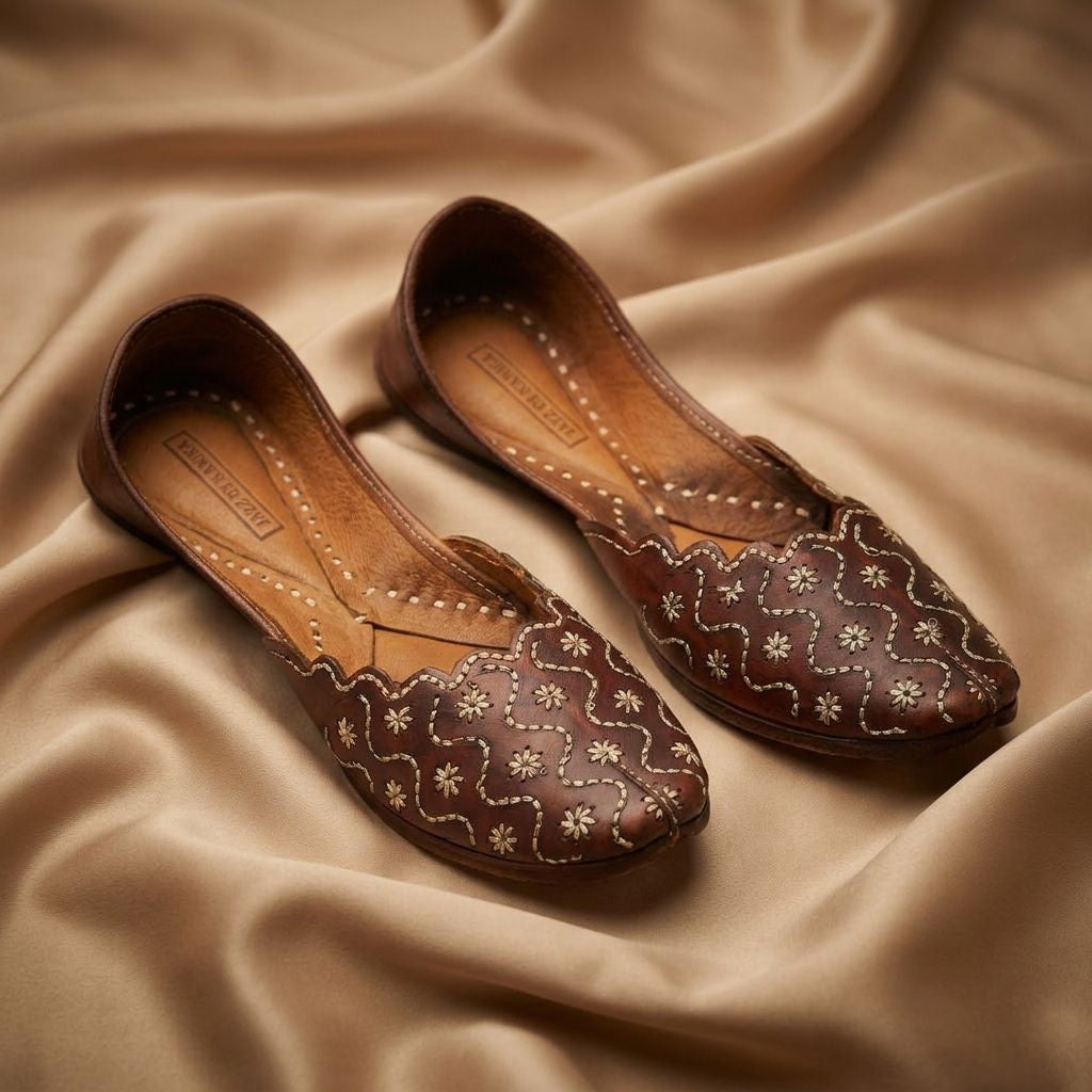 AARI TARI WORK PURE LEATHER HANDCRAFTED JUTTI