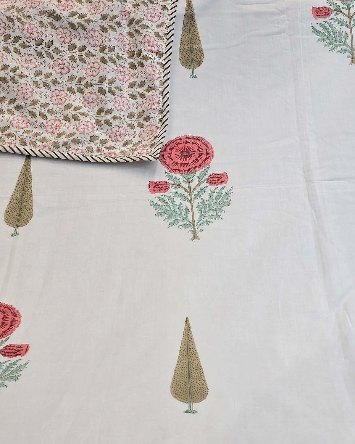 Gulabi Cypress Ivory Hand Block Cotton Dohar