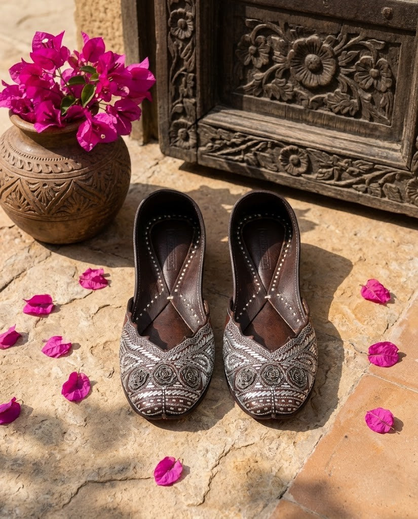 RUSTIC FLORAL CRAFTSMANSHIP PURE LEATHER HANDCRAFTED JUTTI