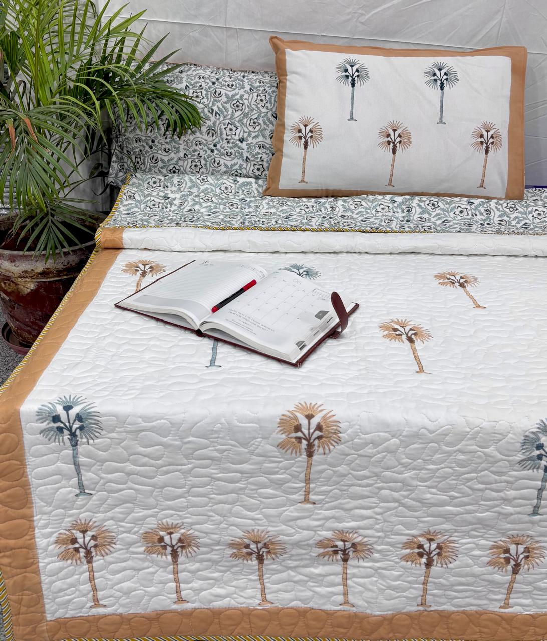 Sandalwood Palm Comforter (Hand Block) - 90*108