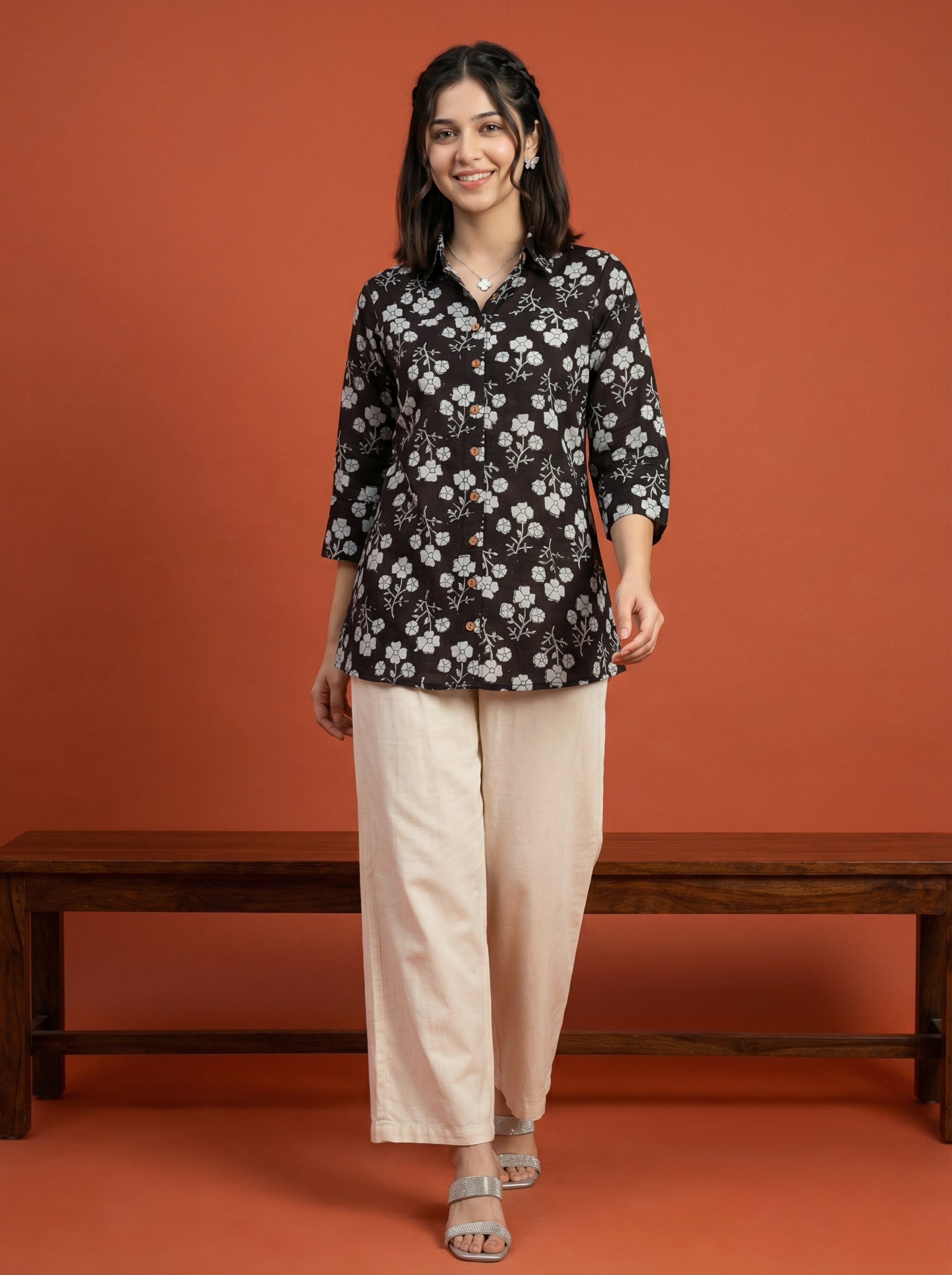 Artisan Bloom Handblock Black/White Collar Cotton Top