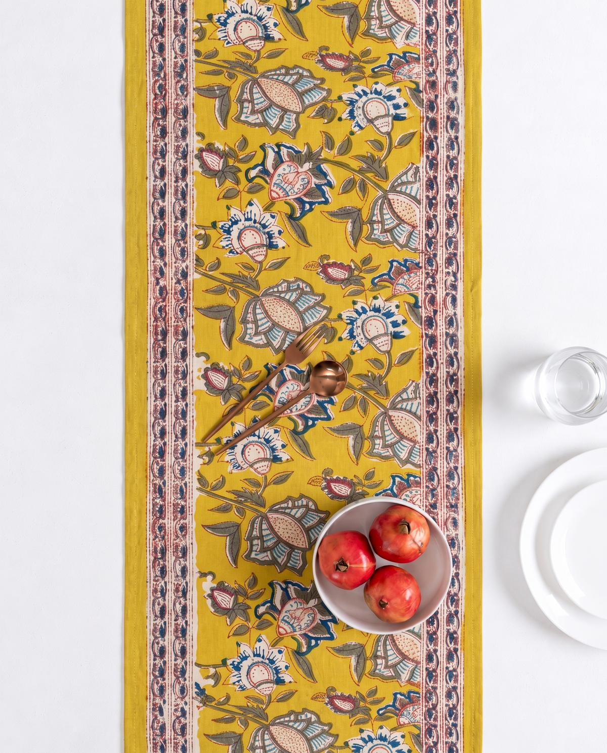 SUNSHINE FLORAL TABLE RUNNER