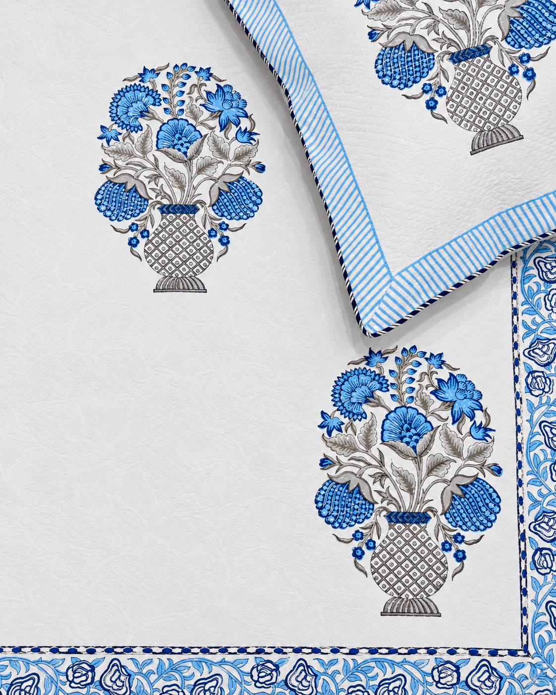 ROYAL NEELKAMAL HAND BLOCK JACQUARD BEDCOVER
