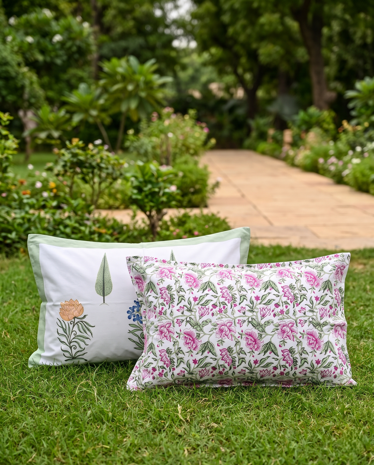 The Pastel Meadow Bloom Premium Cotton Bedsheet