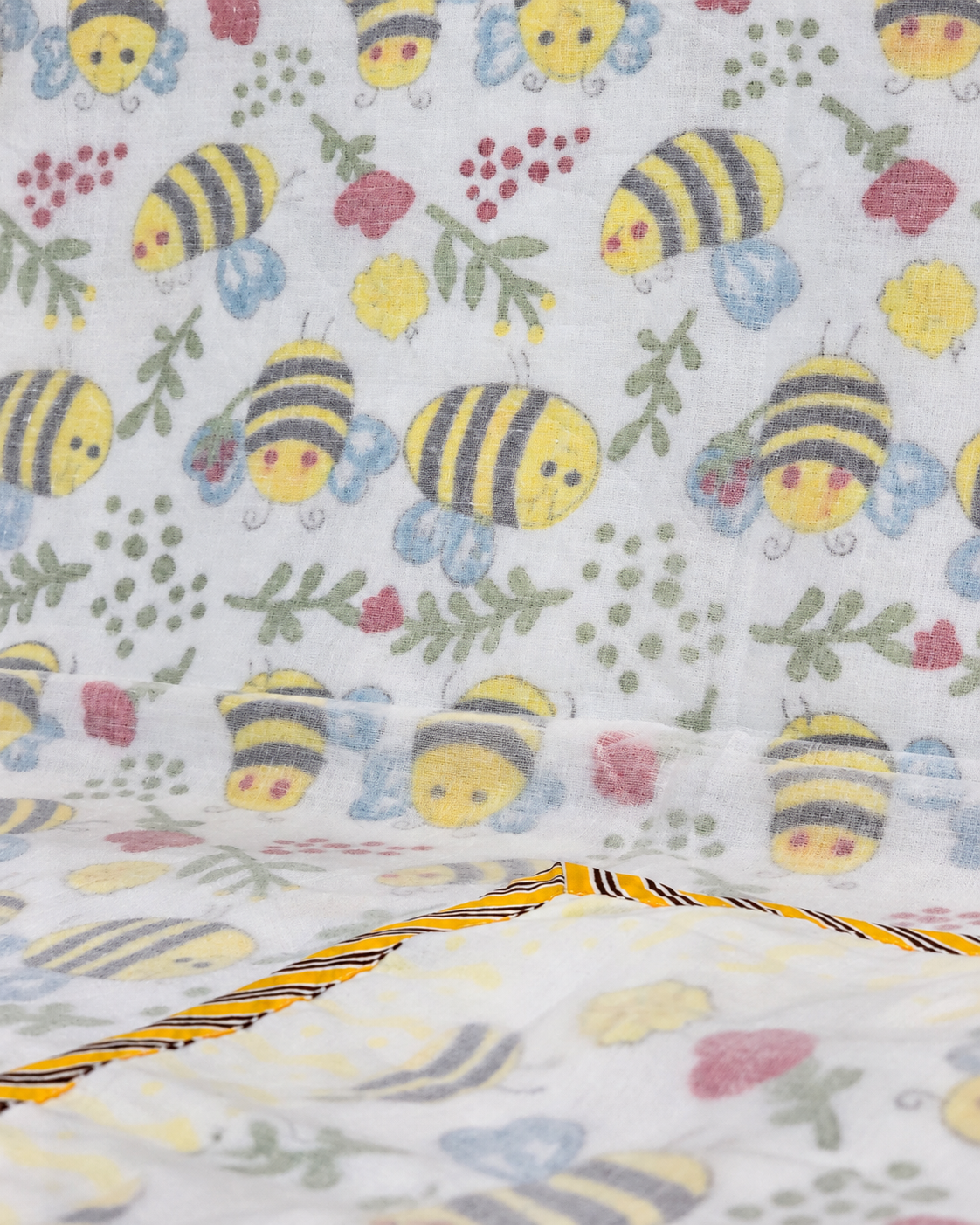 HONEY BEE GARDEN HAND BLOCK BABY REVERSIBLE DOHAR
