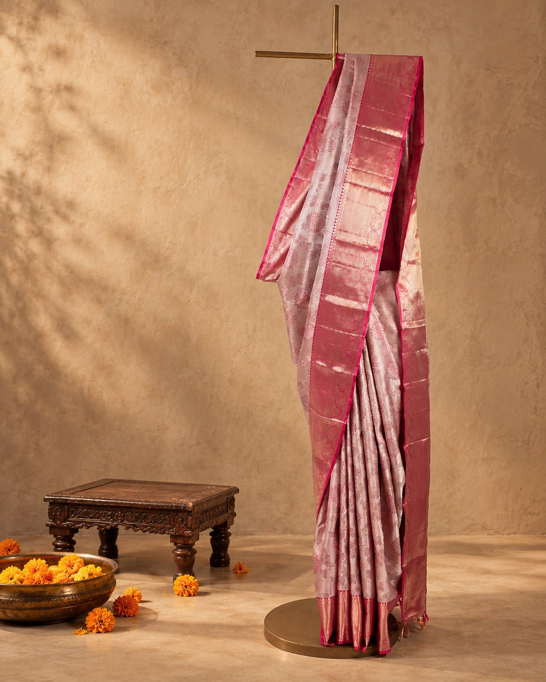 Gulabi Pushpa Kanjivaram Silk Saree