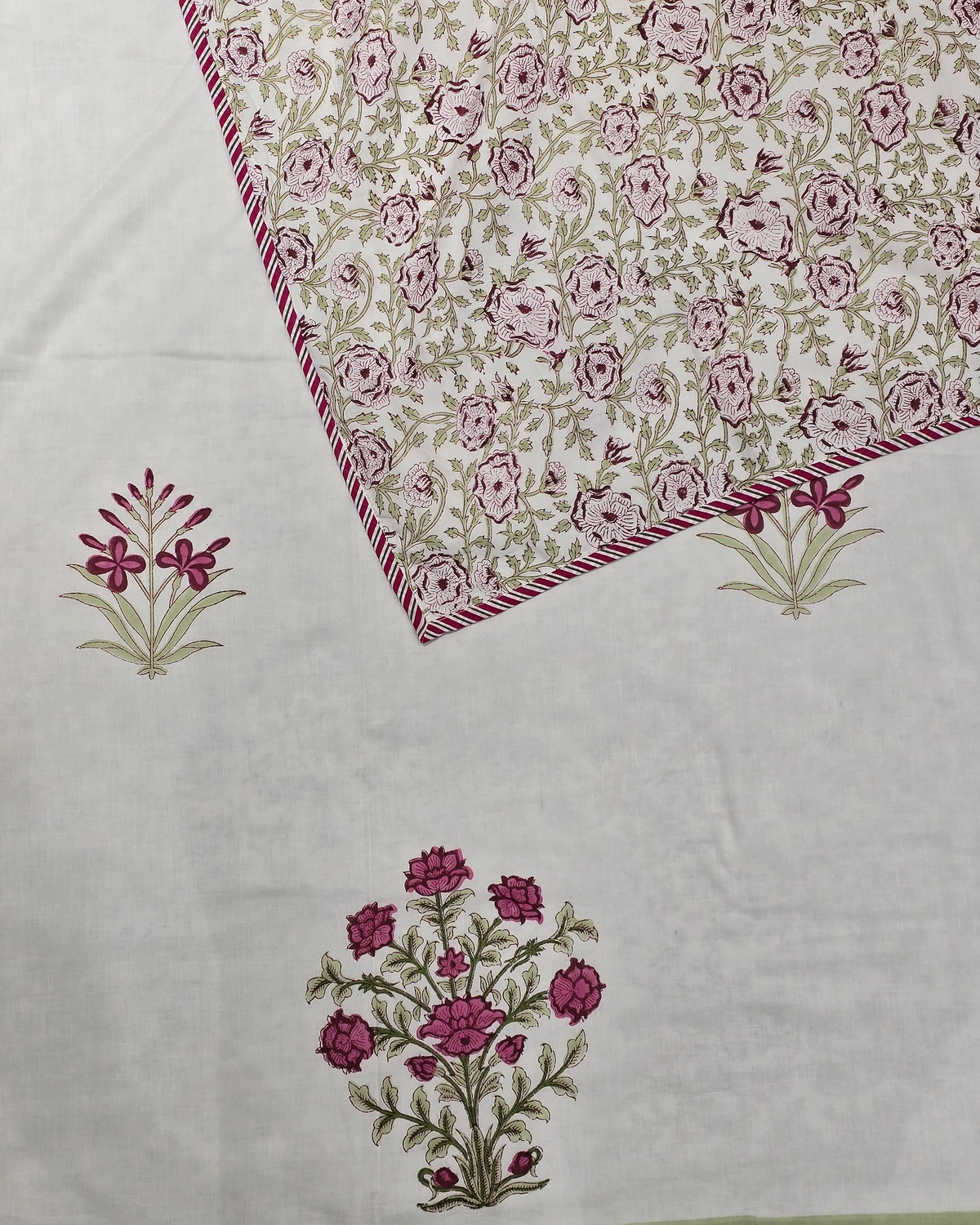The Ruby Rose Bouquet Handblock Reversible Dohar