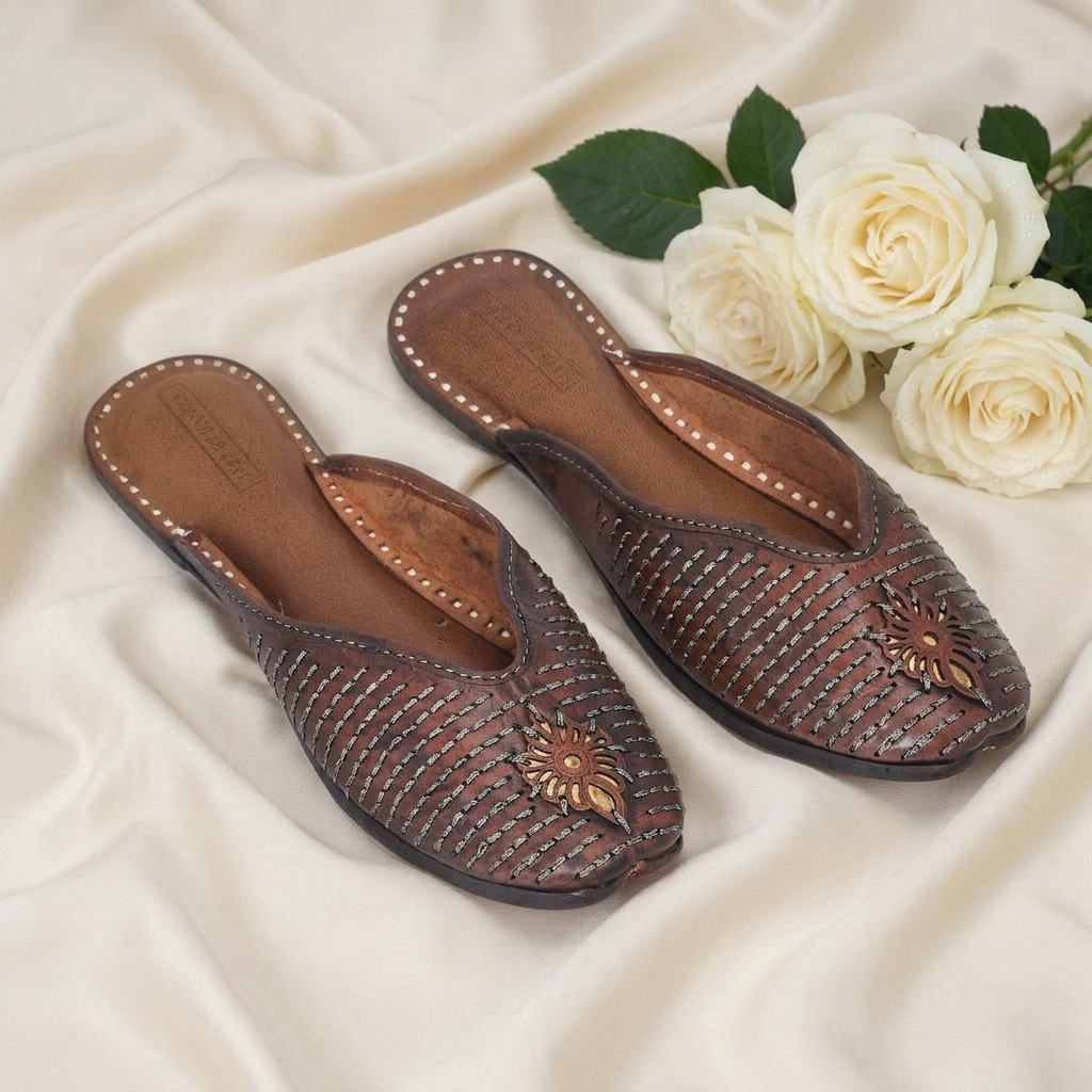 DHARIYA JYOTI KENDRA PURE LEATHER BROWN HANDCRAFTED JUTTI