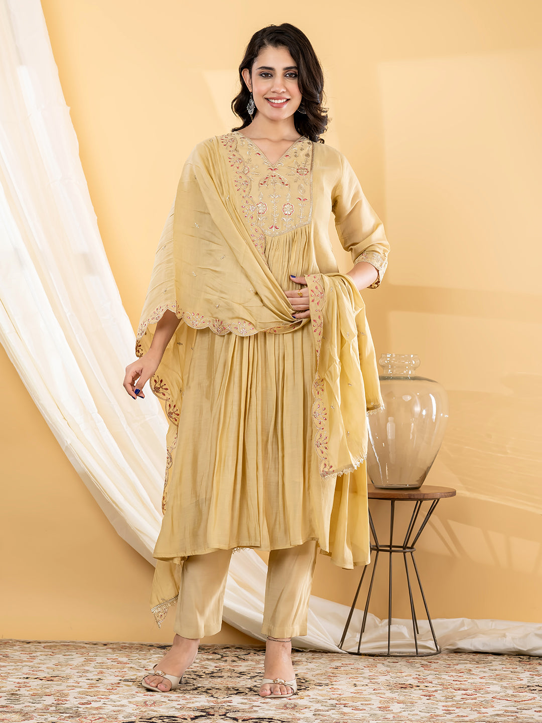Zareen Embroidered 3Pc Set – Champagne Beige