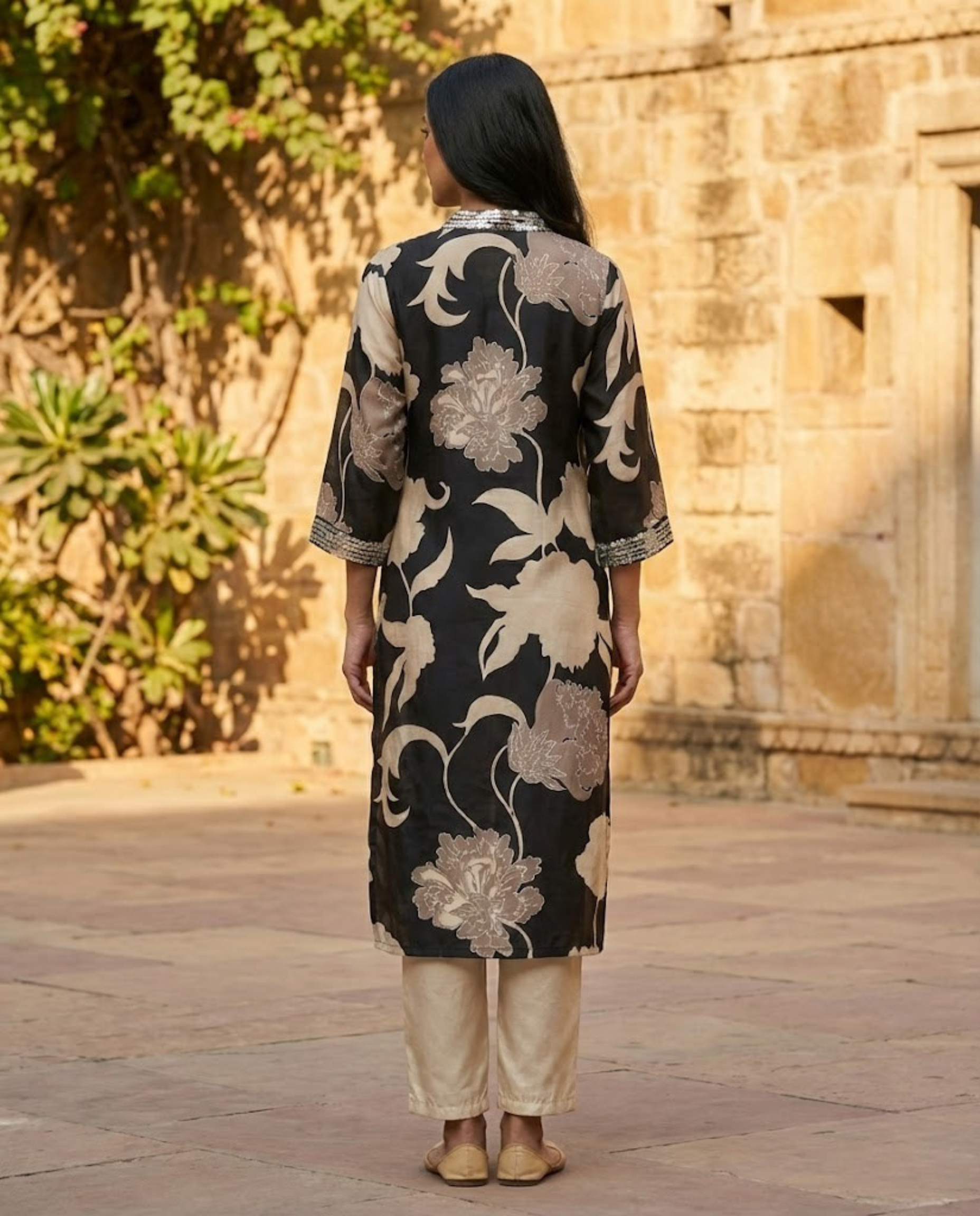 Abstract Black White Floral Muslin KP set