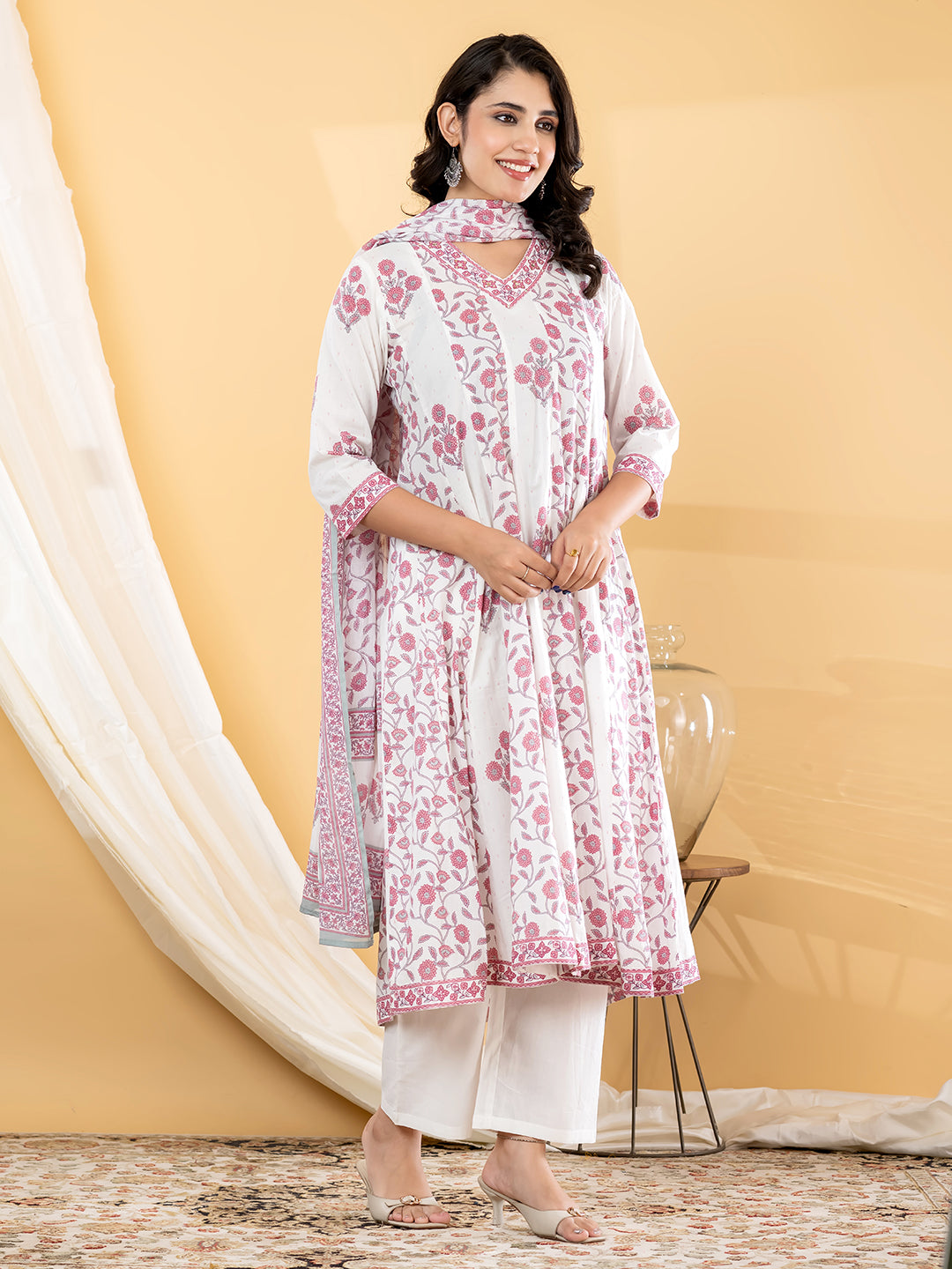 MYRA FLORAL PRINTED 3PC SET - WHITE PINK