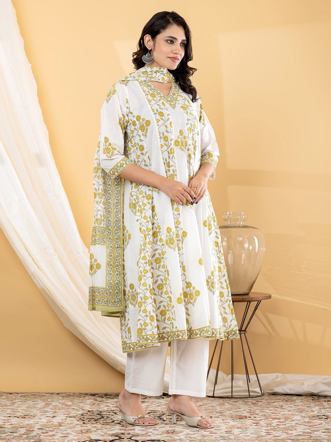 VEDIKA FLORAL PRINTED 3PC SET - WHITE MUSTARD