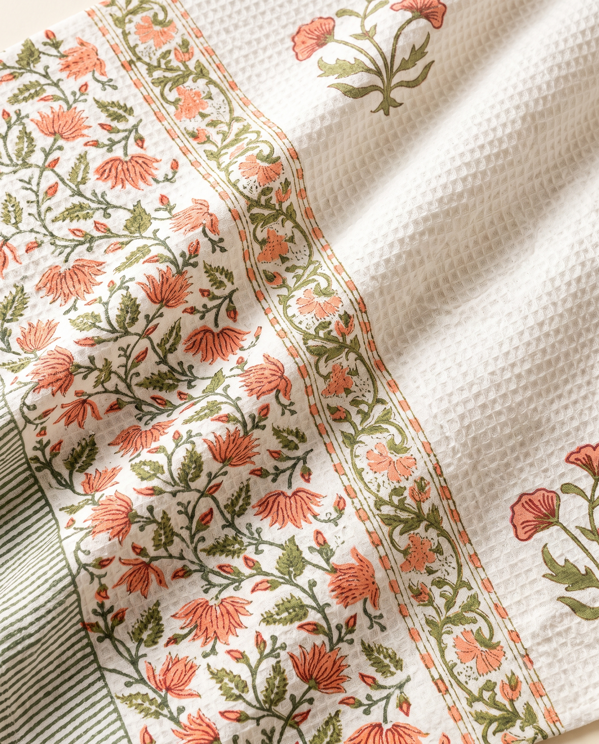PEACH GARDEN FLORAL HAND BLOCK WAFFLE BATH TOWEL SET