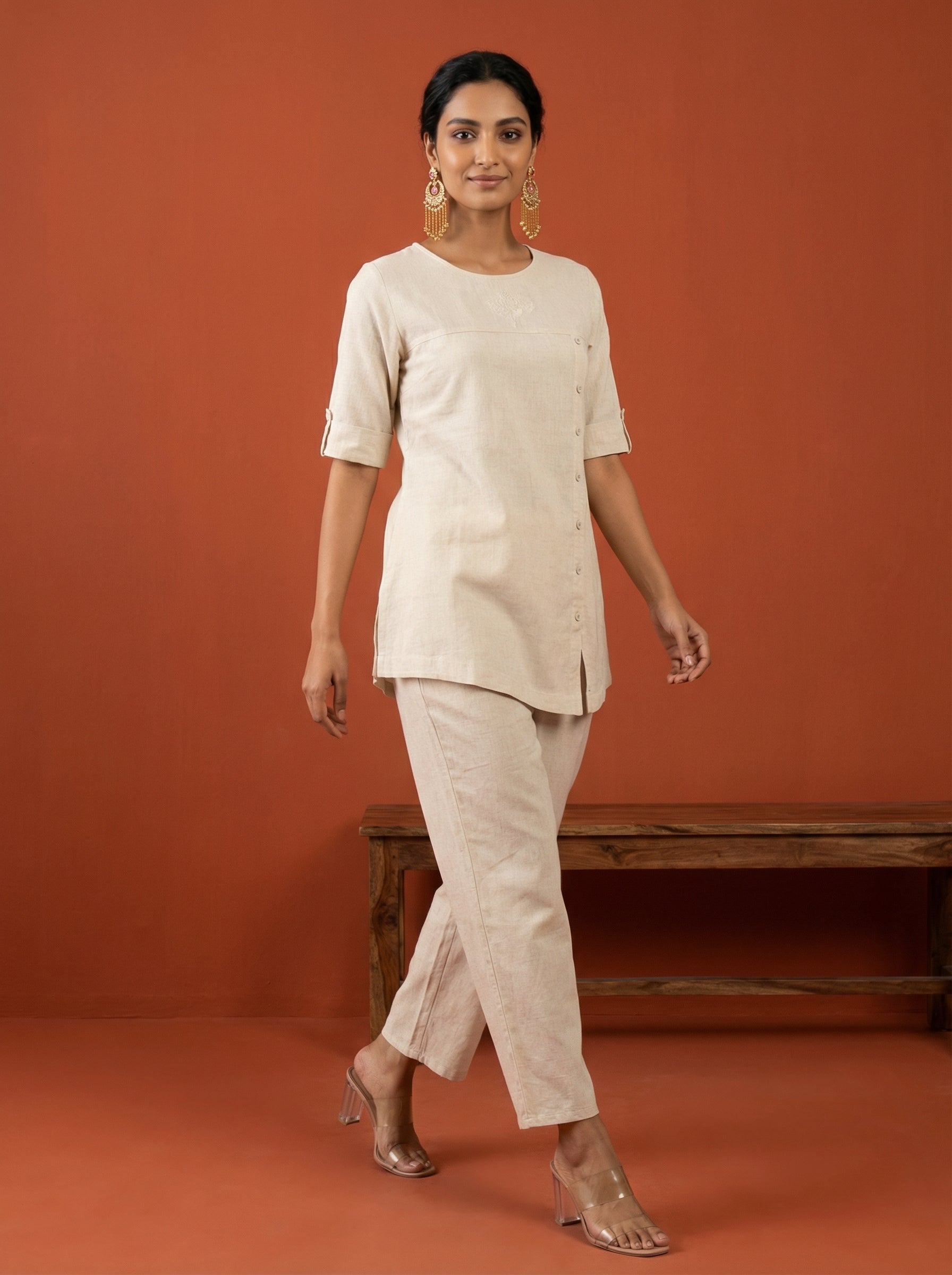 Solid Hues Violet Off-white Linen Cordset