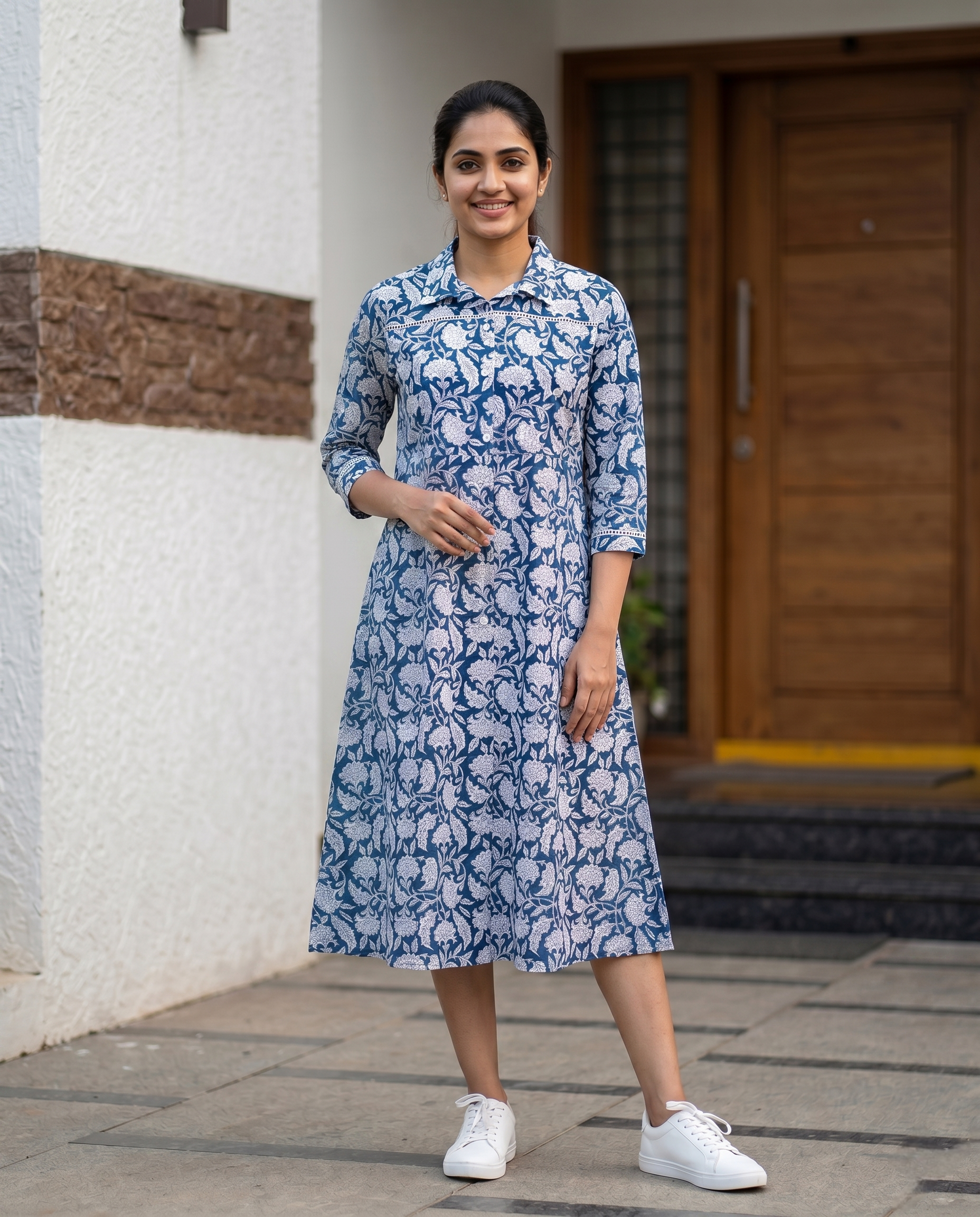 THE AURA FLORAL DRESS (HANDBLOCK)