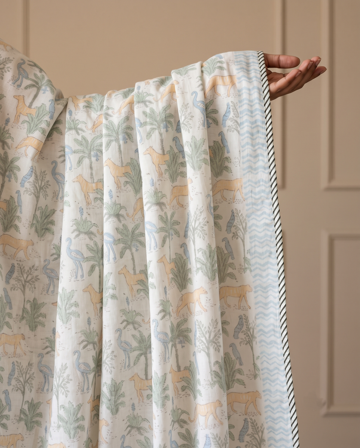 WILDWOOD SAFARI HAND BLOCK BABY REVERSIBLE DOHAR