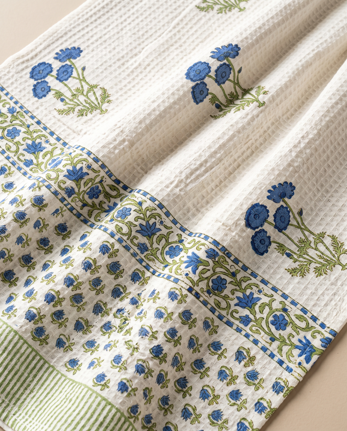 AZURE WILDFLOWER HAND BLOCK WAFFLE BATH TOWEL SET
