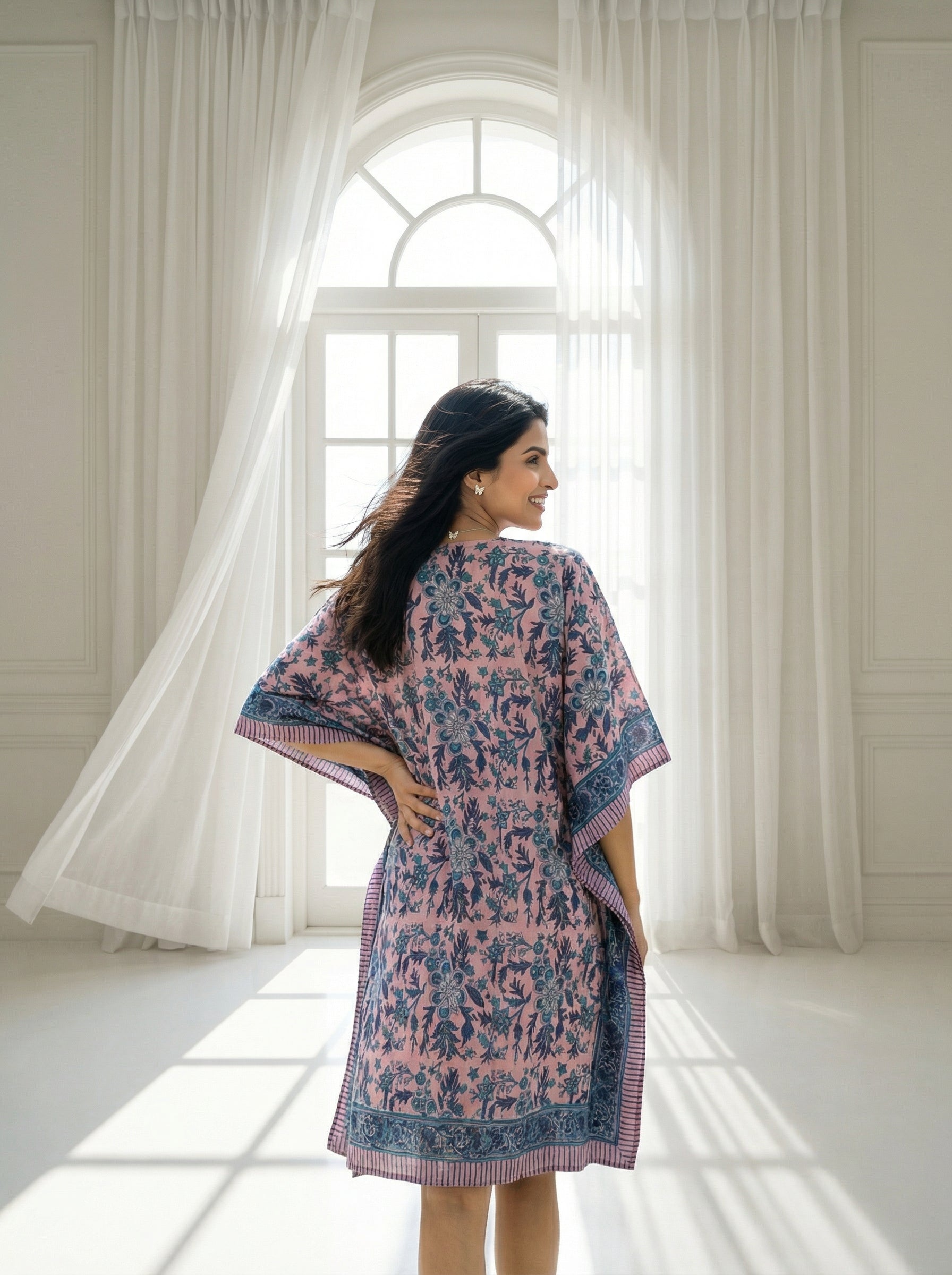 Breezy Mul Cotton Short Kaftan