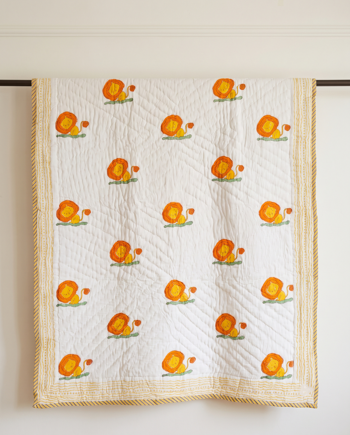 LITTLE SUNSHINE LION HAND BLOCK BABY REVERSIBLE QUILT