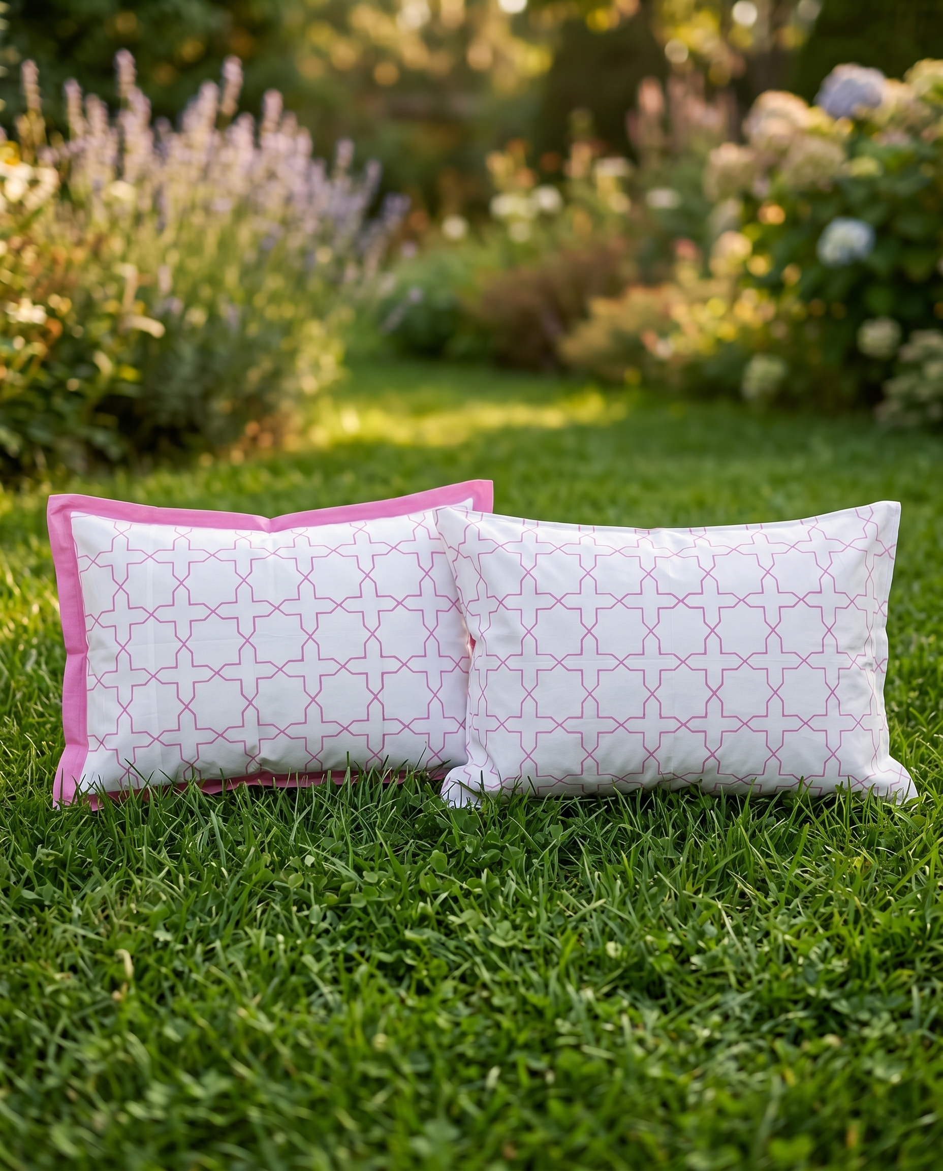 THE GULABI GRID PREMIUM BEDSHEET