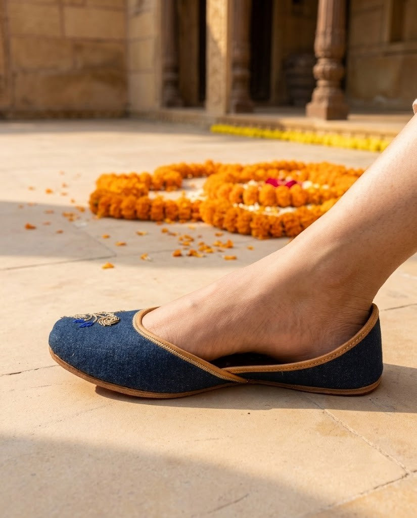 ROYAL INDIGO BLOOM PURE LEATHER HANDCRAFTED JUTTI