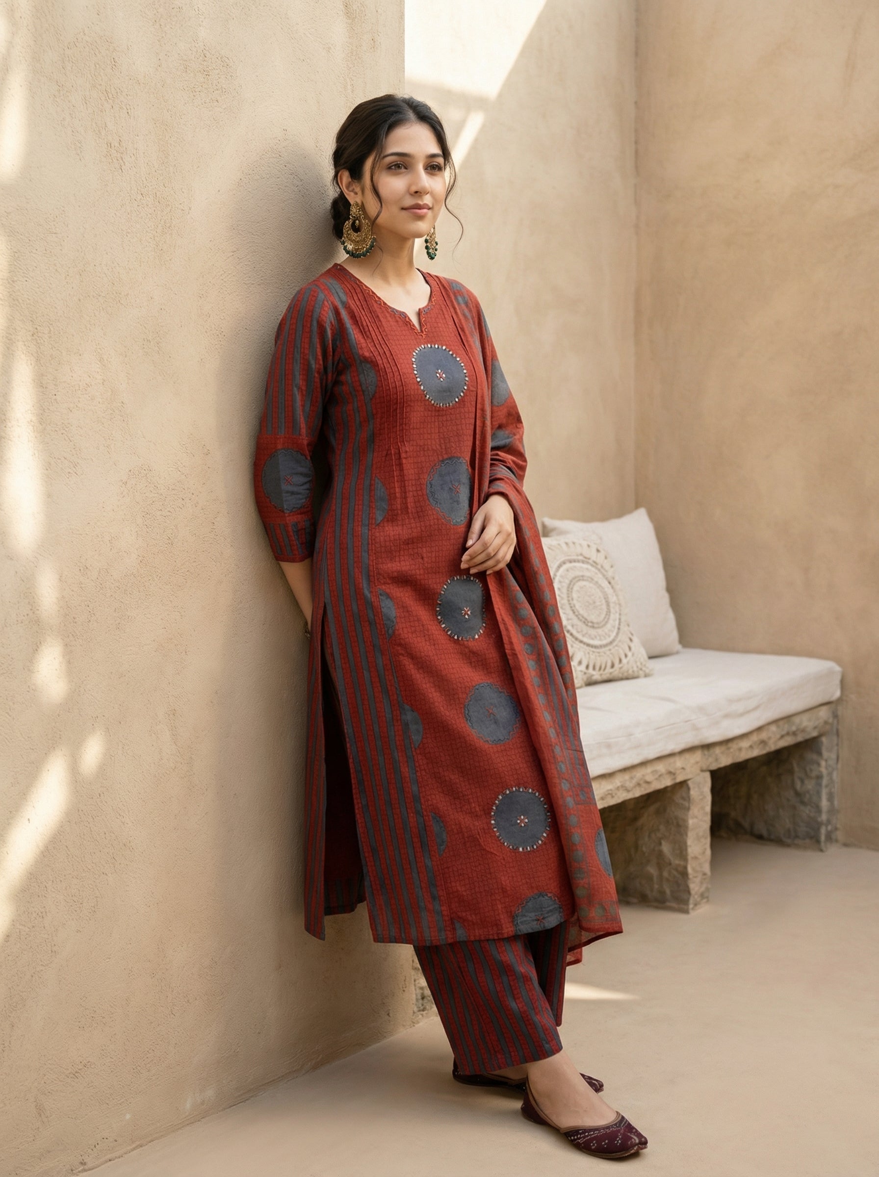 Mirror-Grid Ensemble Maroon Set