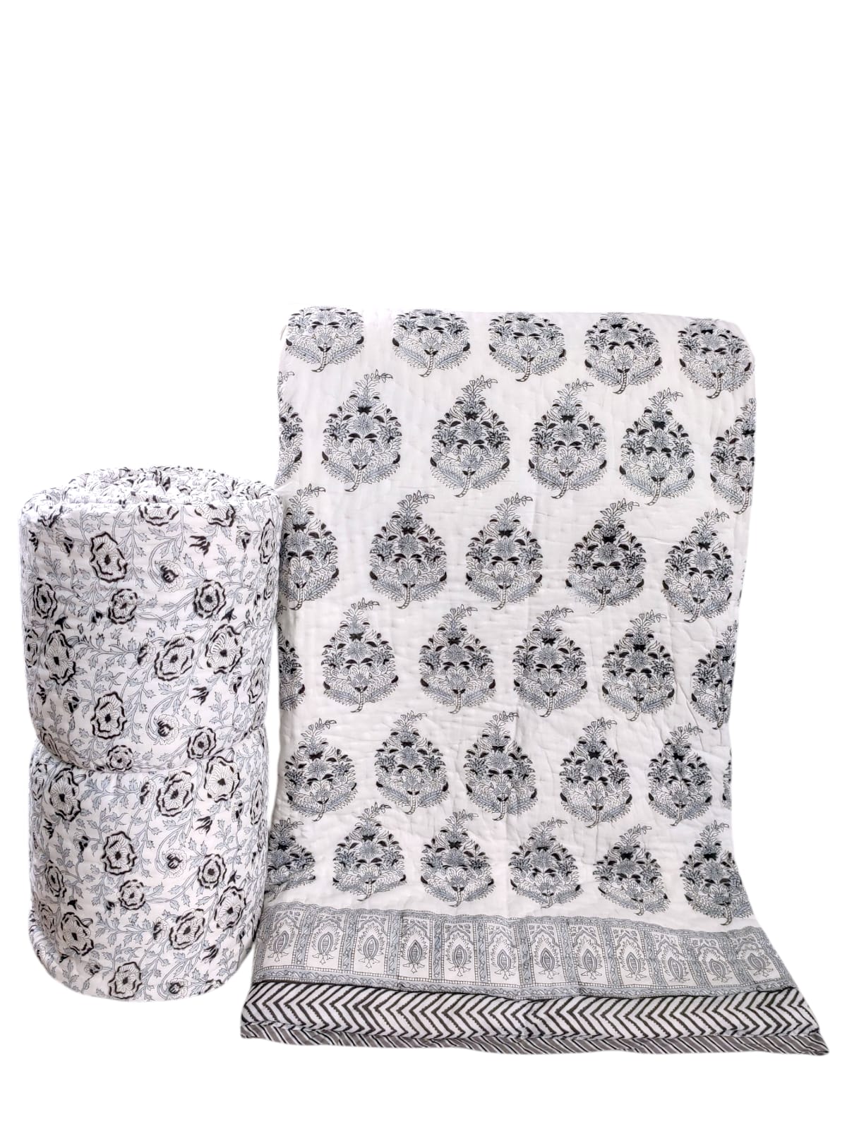Hand Block Premium Cotton 90*108 Quilt – Monochrome Indigo Floral
