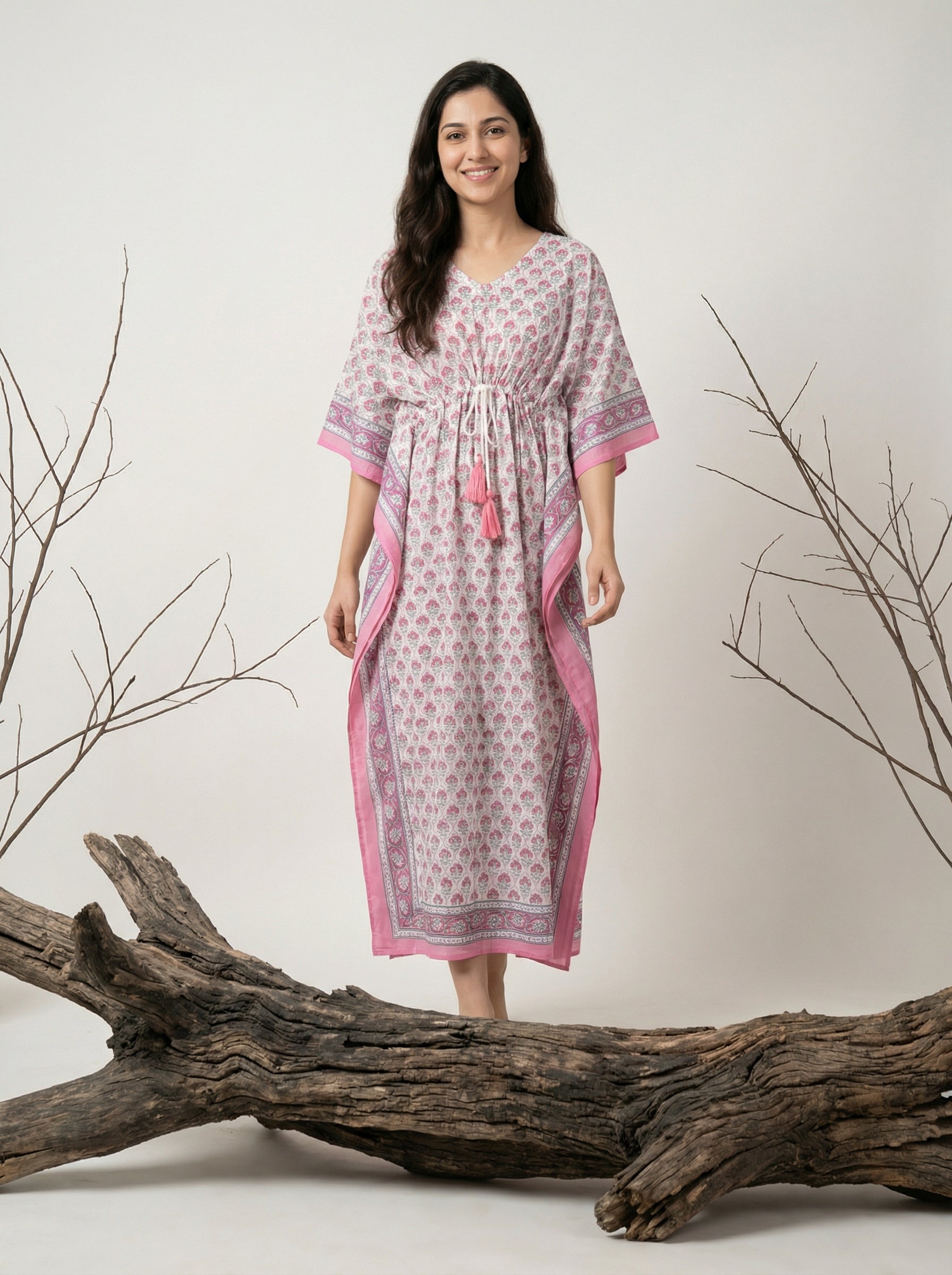 Long Mul Cotton White/Pink Kaftan