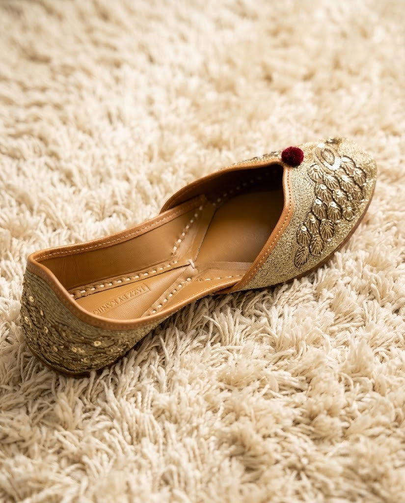 HERITAGE GOLDEN WORK PURE LEATHER HANDCRAFTED JUTTI