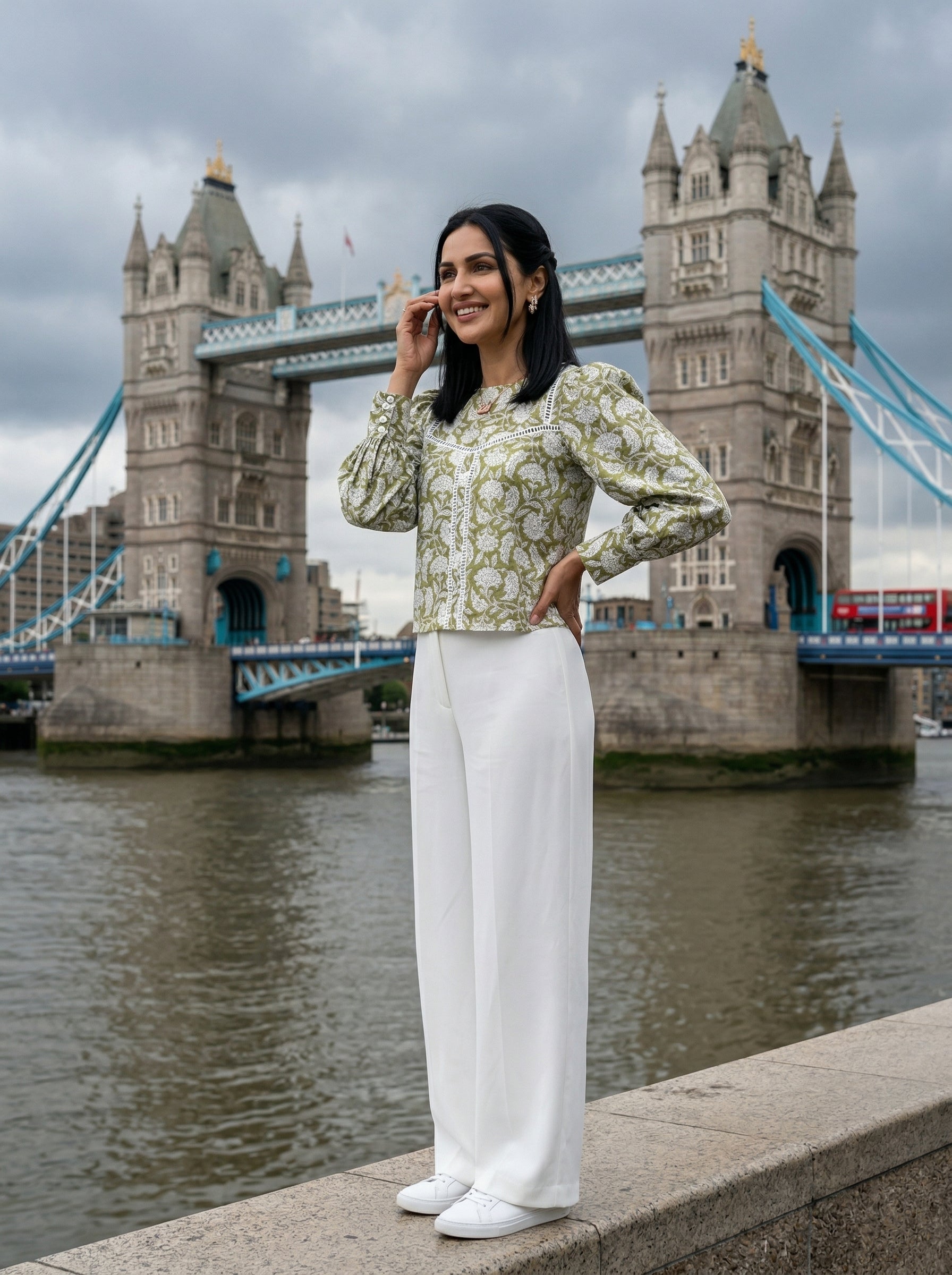 ROSE PUFF HAND BLOCK OLIVE GREEN COTTON TOP