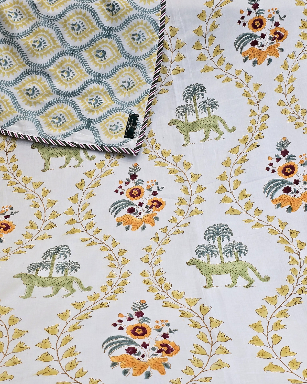 SAFARI BLOOM HAND BLOCK COTTON DOHAR