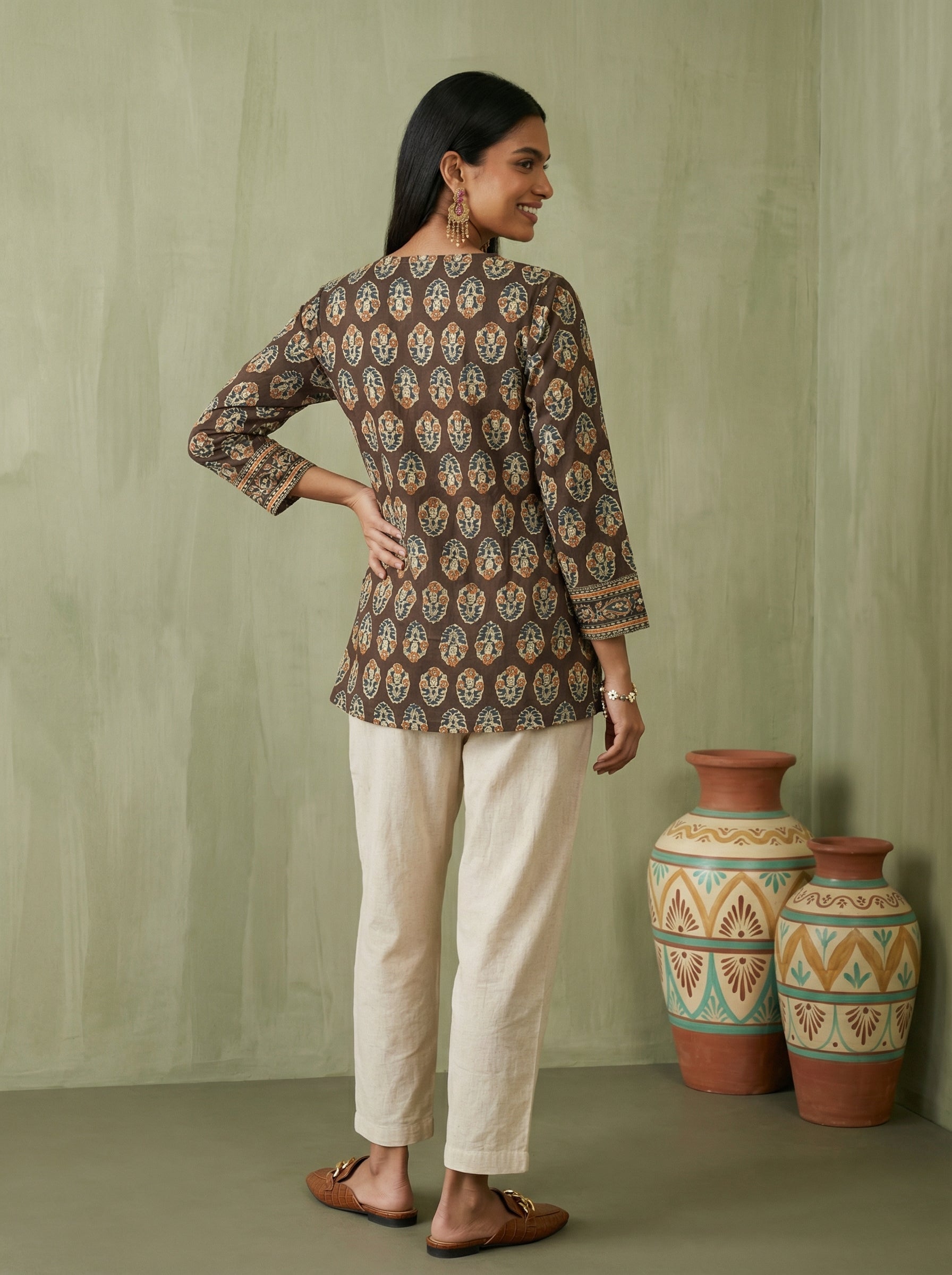 Earthline Collective Cotton Brown Top