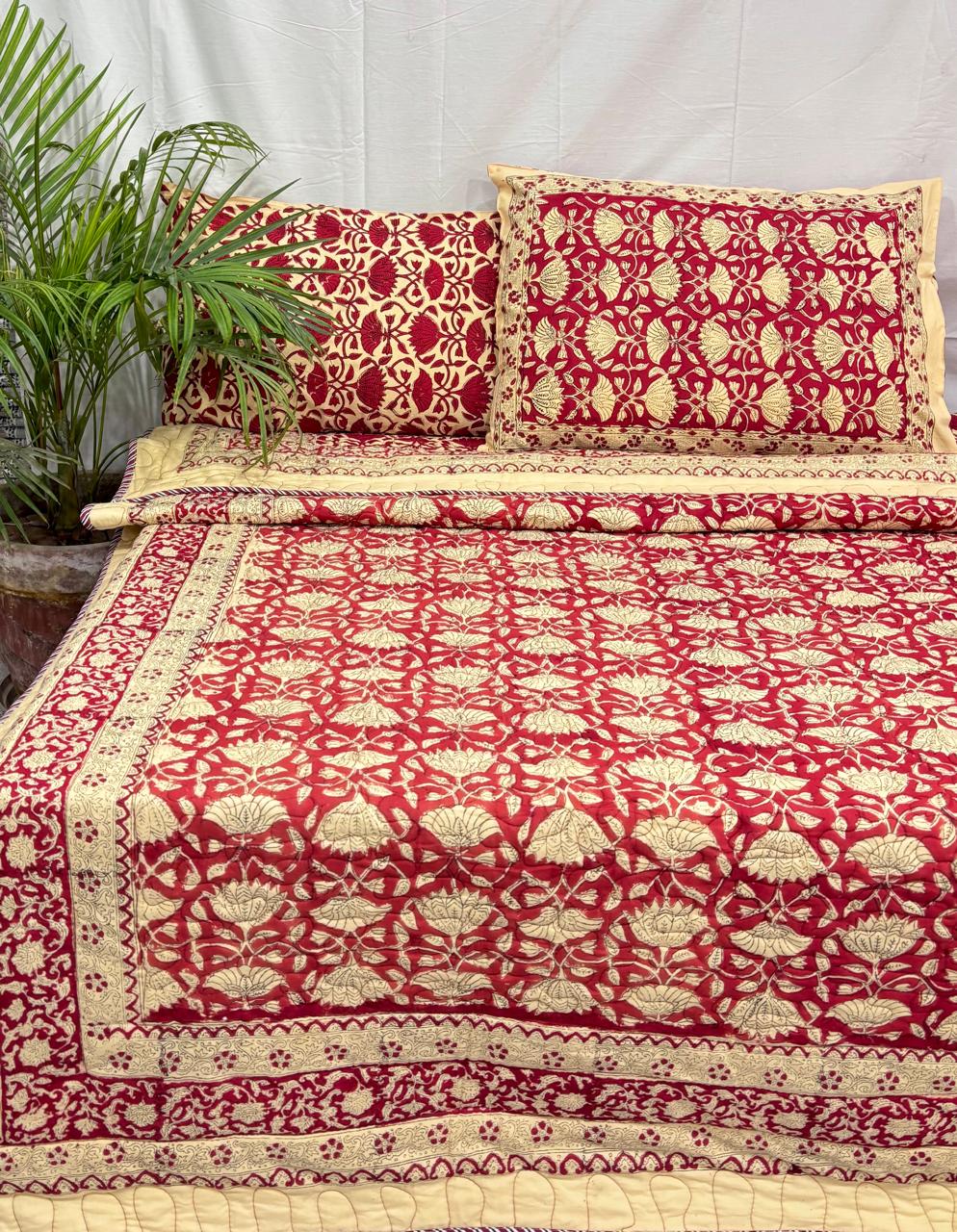 Raktika Floral Comforter (Hand Block) - 90*108