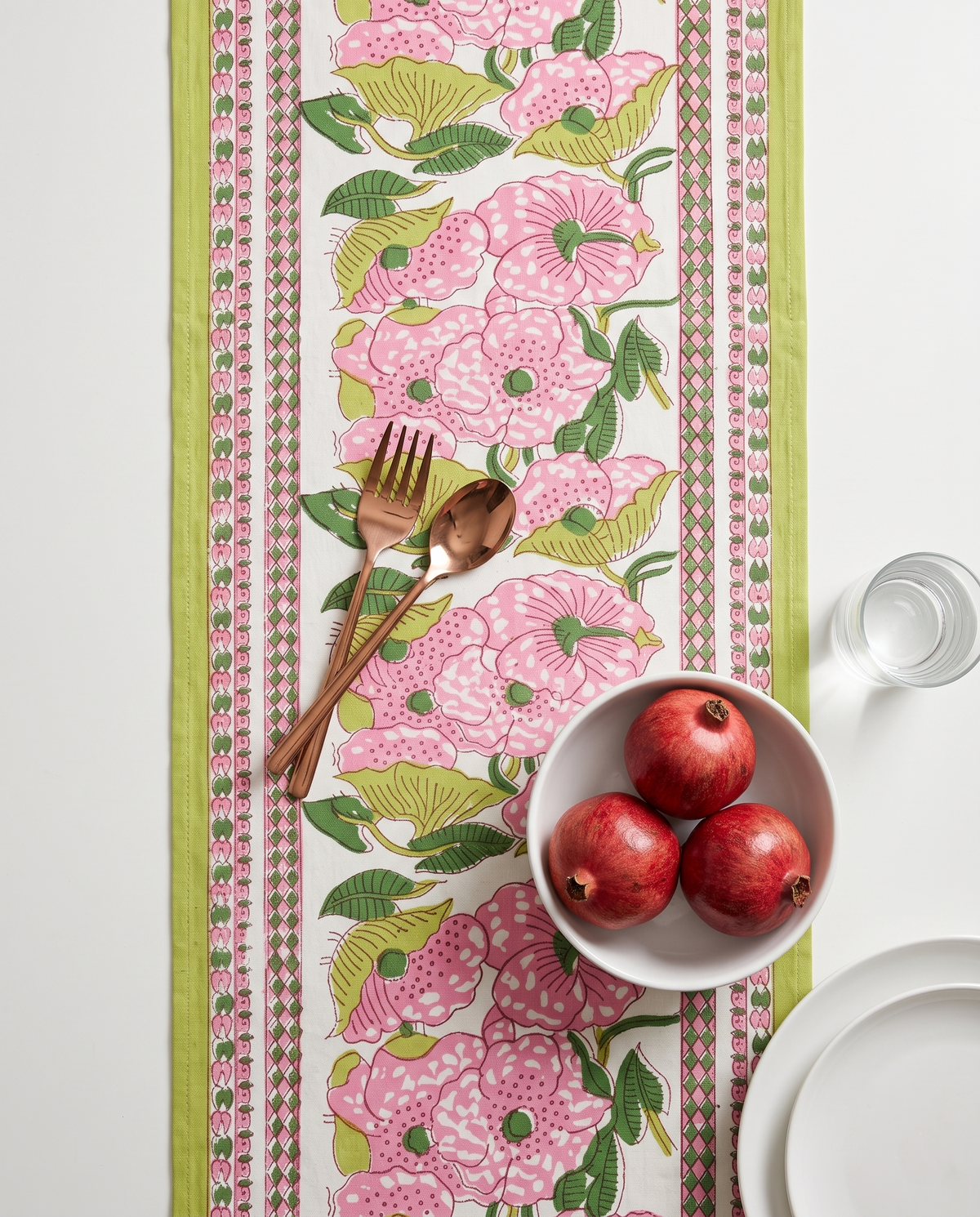 BLUSH BLOOM TABLE RUNNER