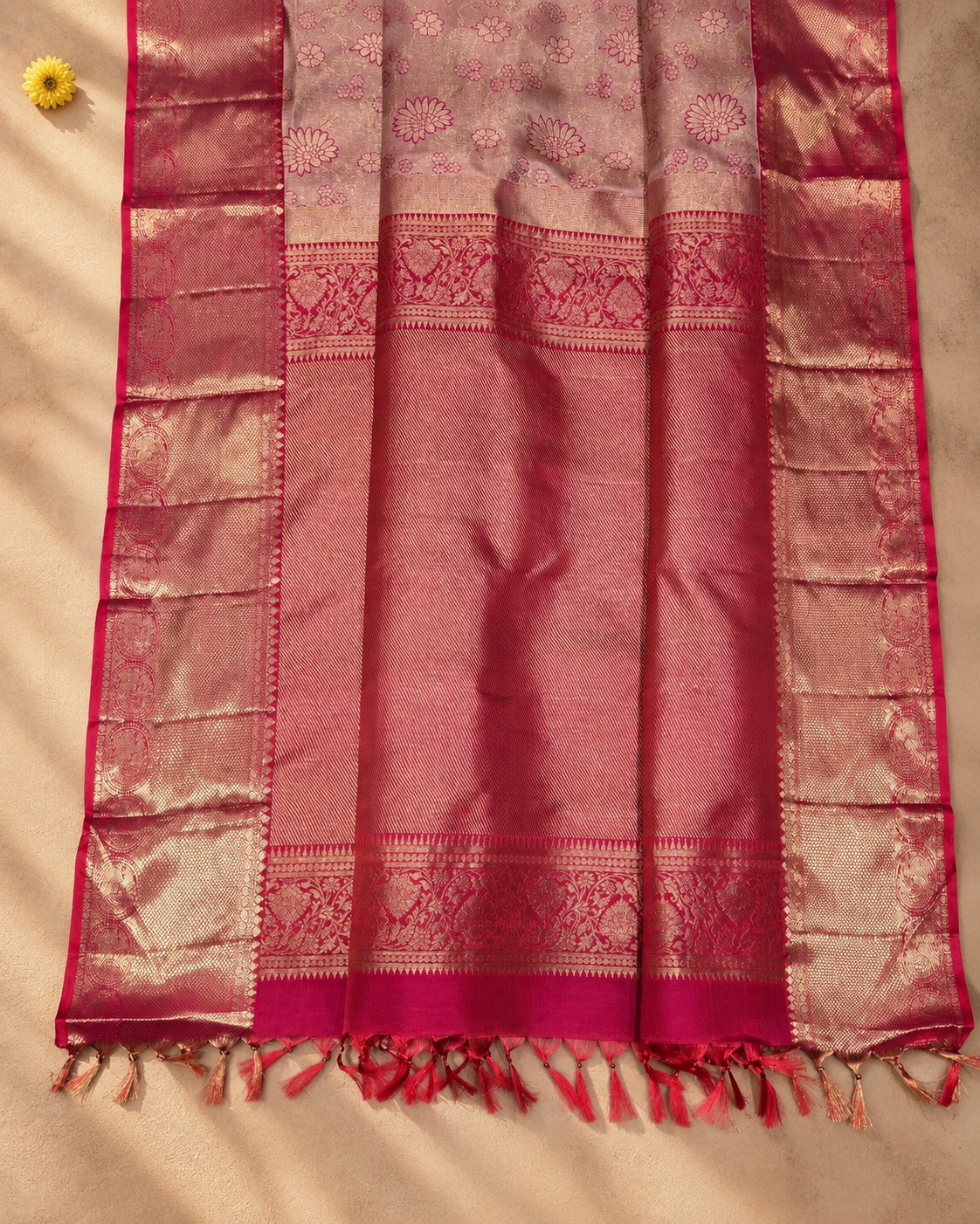 Gulabi Pushpa Kanjivaram Silk Saree