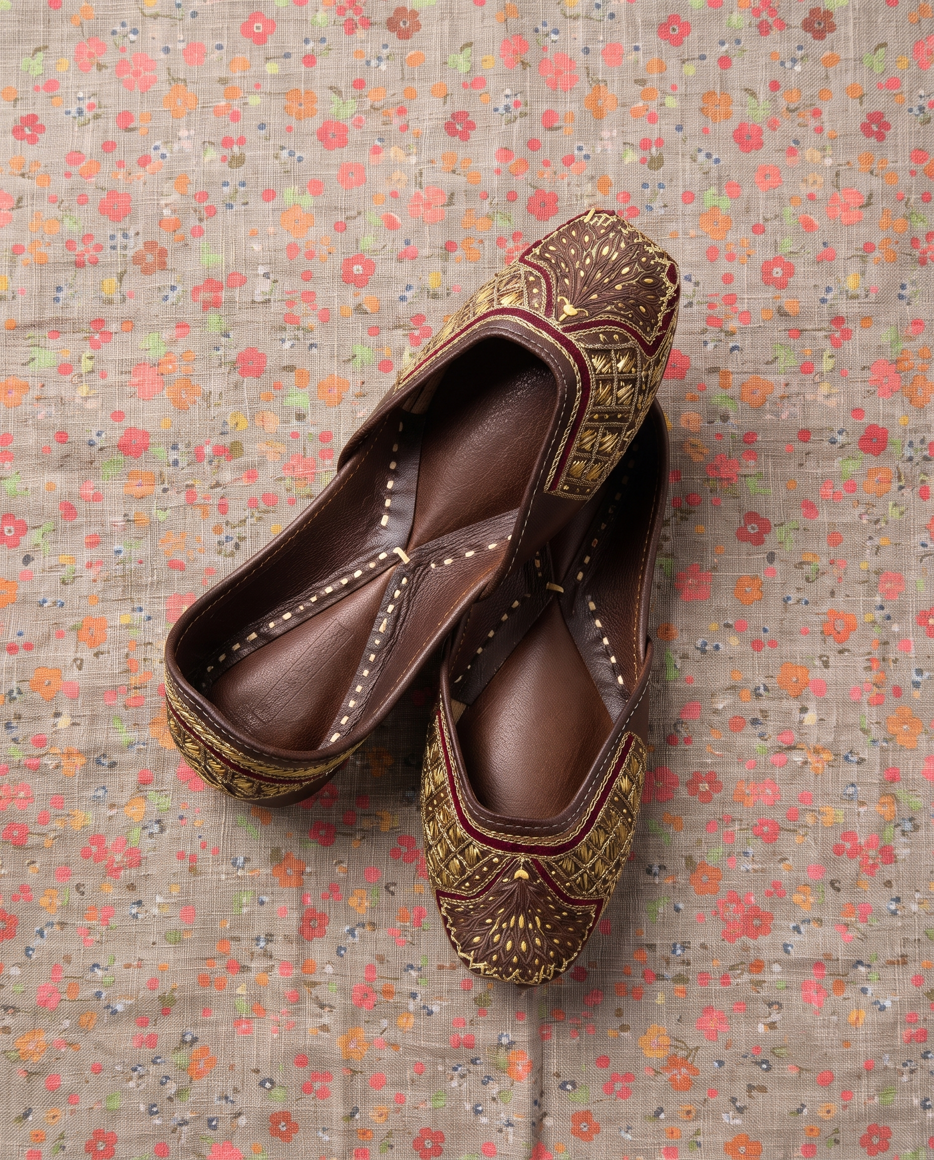 Maroon Meenakari Peacock Pure Leather Handcrafted Jutti
