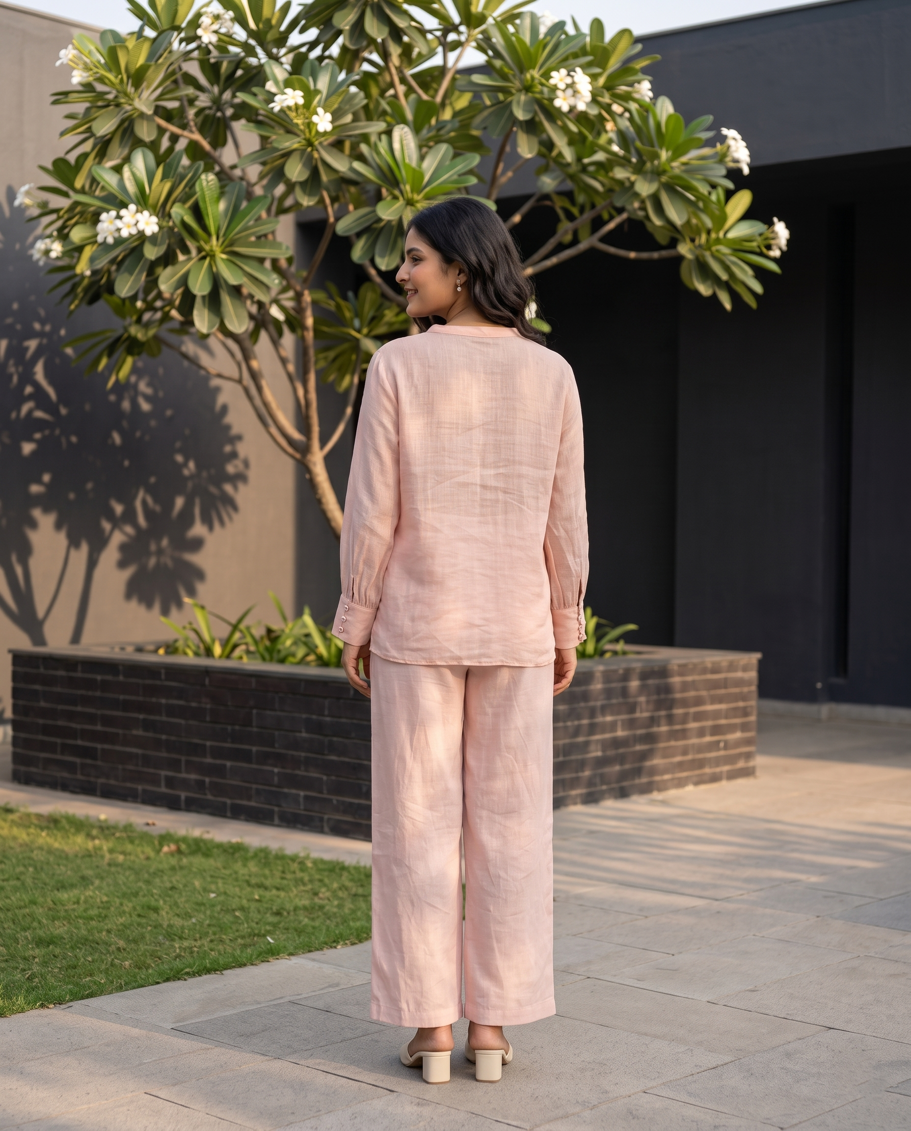 Rose European Linen Top - Dusty Pink